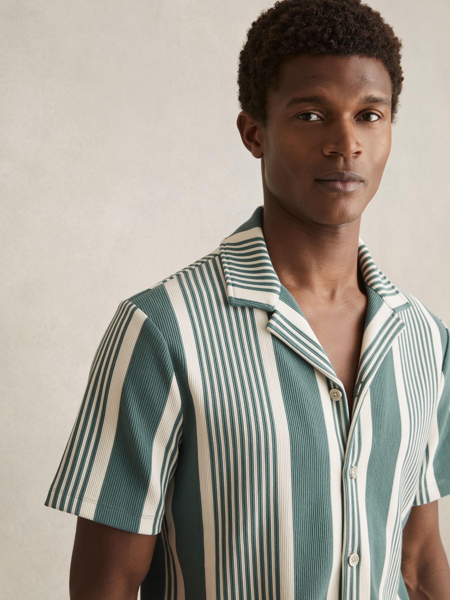 Stripe Ribbed Cuban Collar Shirt in Sage/White