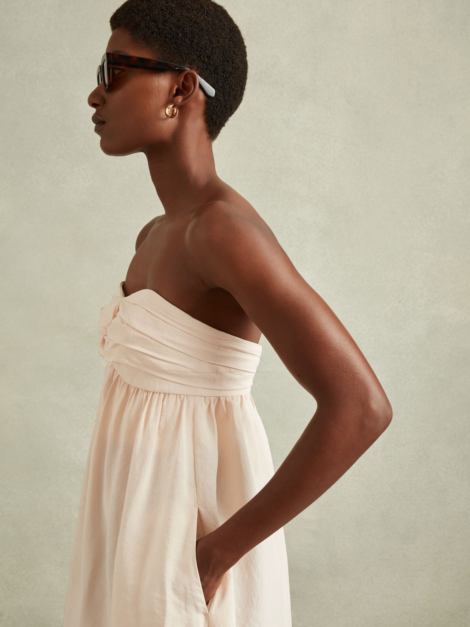 Bustier Bubble Hem Parachute Midi Dress in Neutral