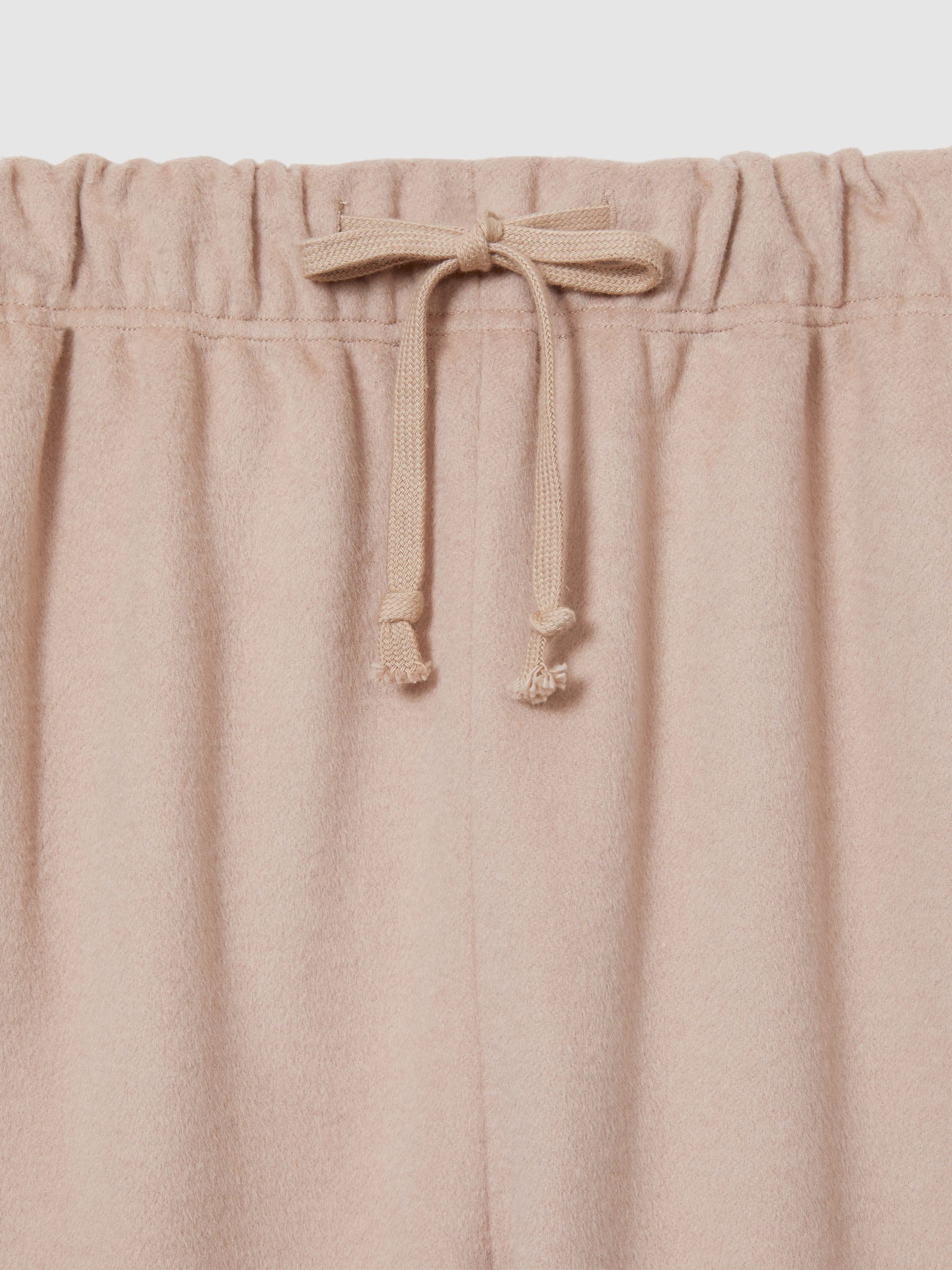 Reiss | Les 100 Ciels Merino and Silk Joggers in Neutral