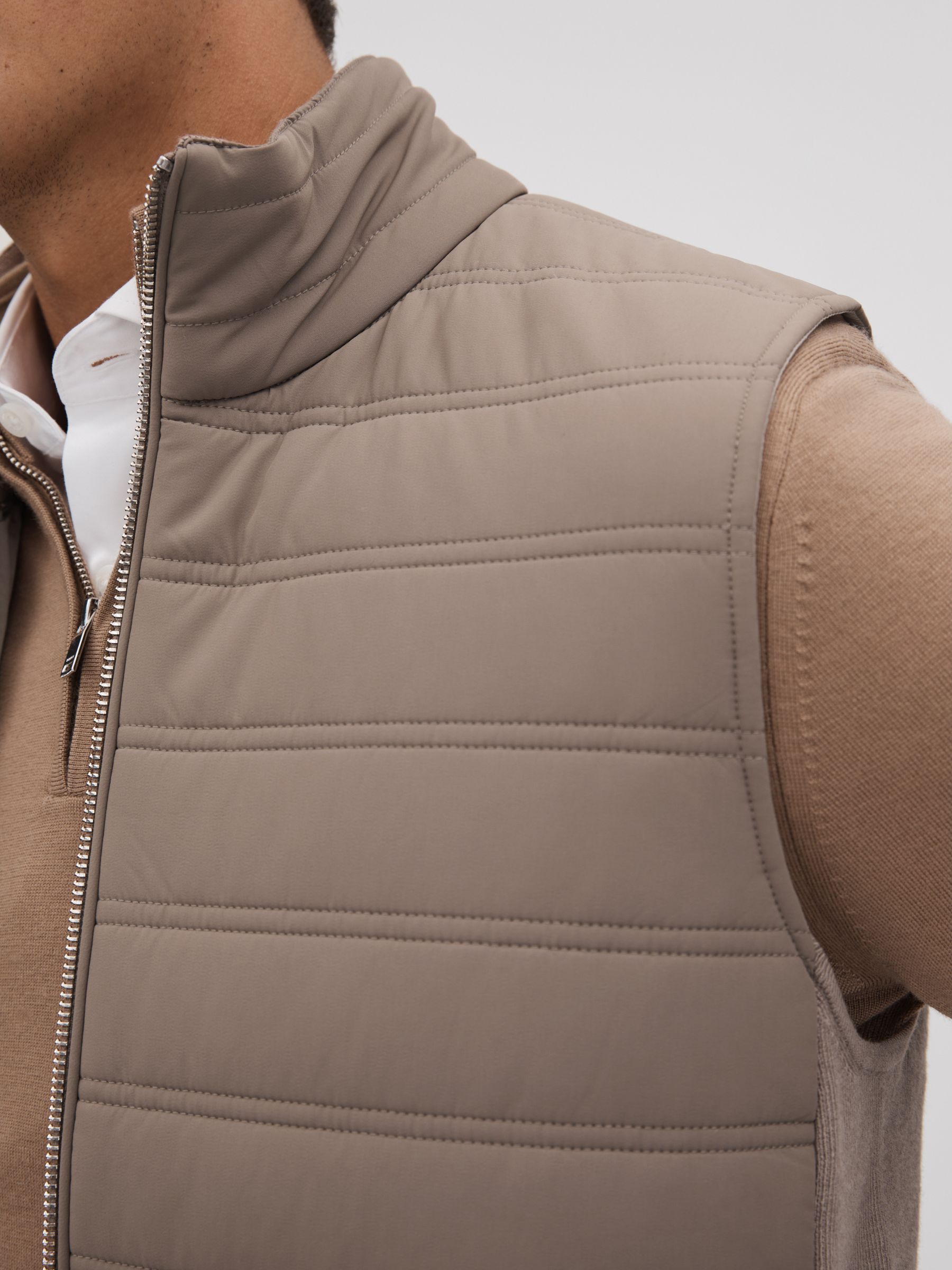 Hybrid Quilt and Knit Zip-Through Gilet in Mink