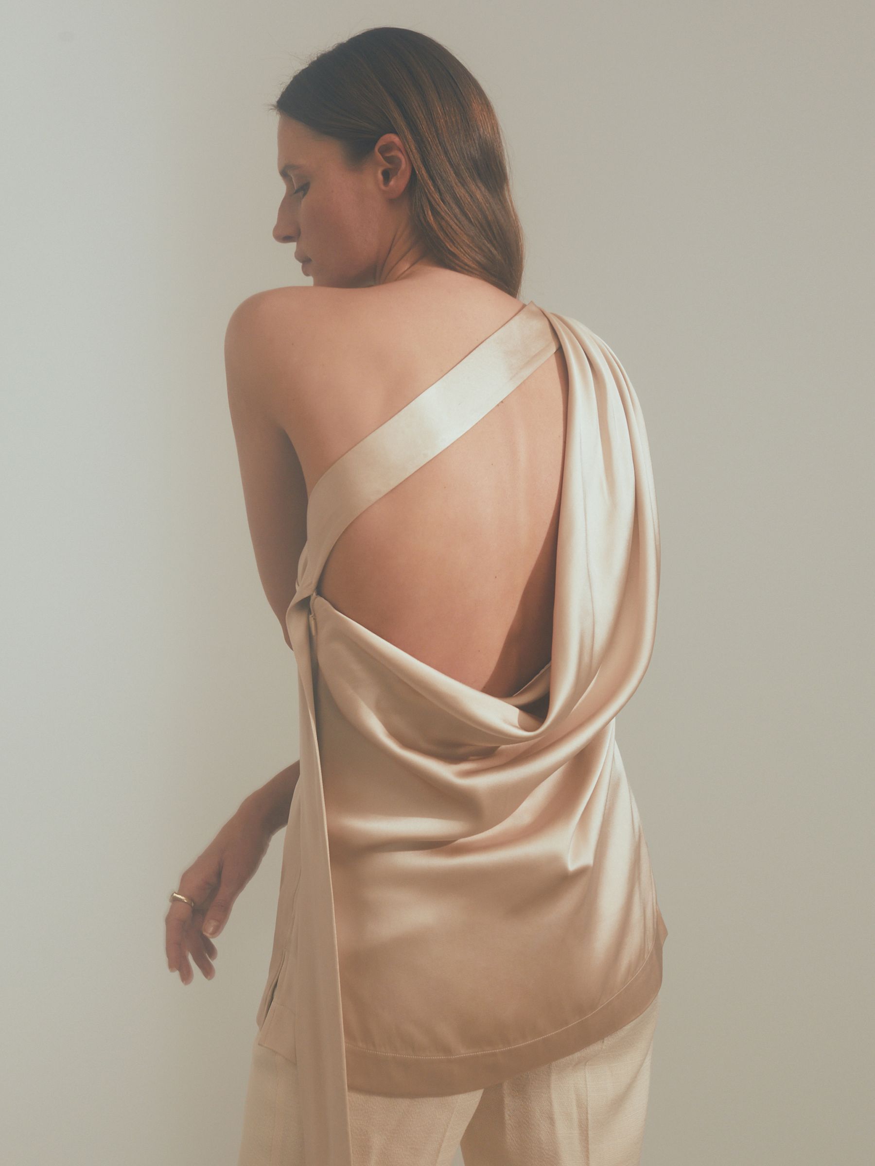 Atelier One-Shoulder Drape Back Top in Blush