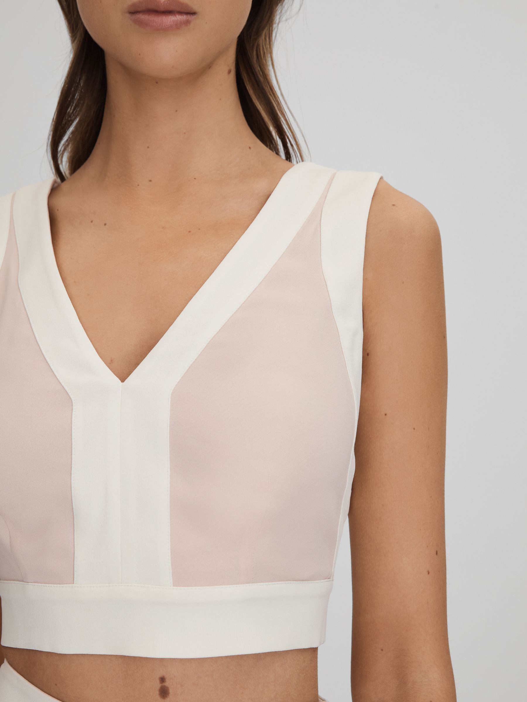 Contrast Trim Co-Ord Crop Top in Nude/Ivory