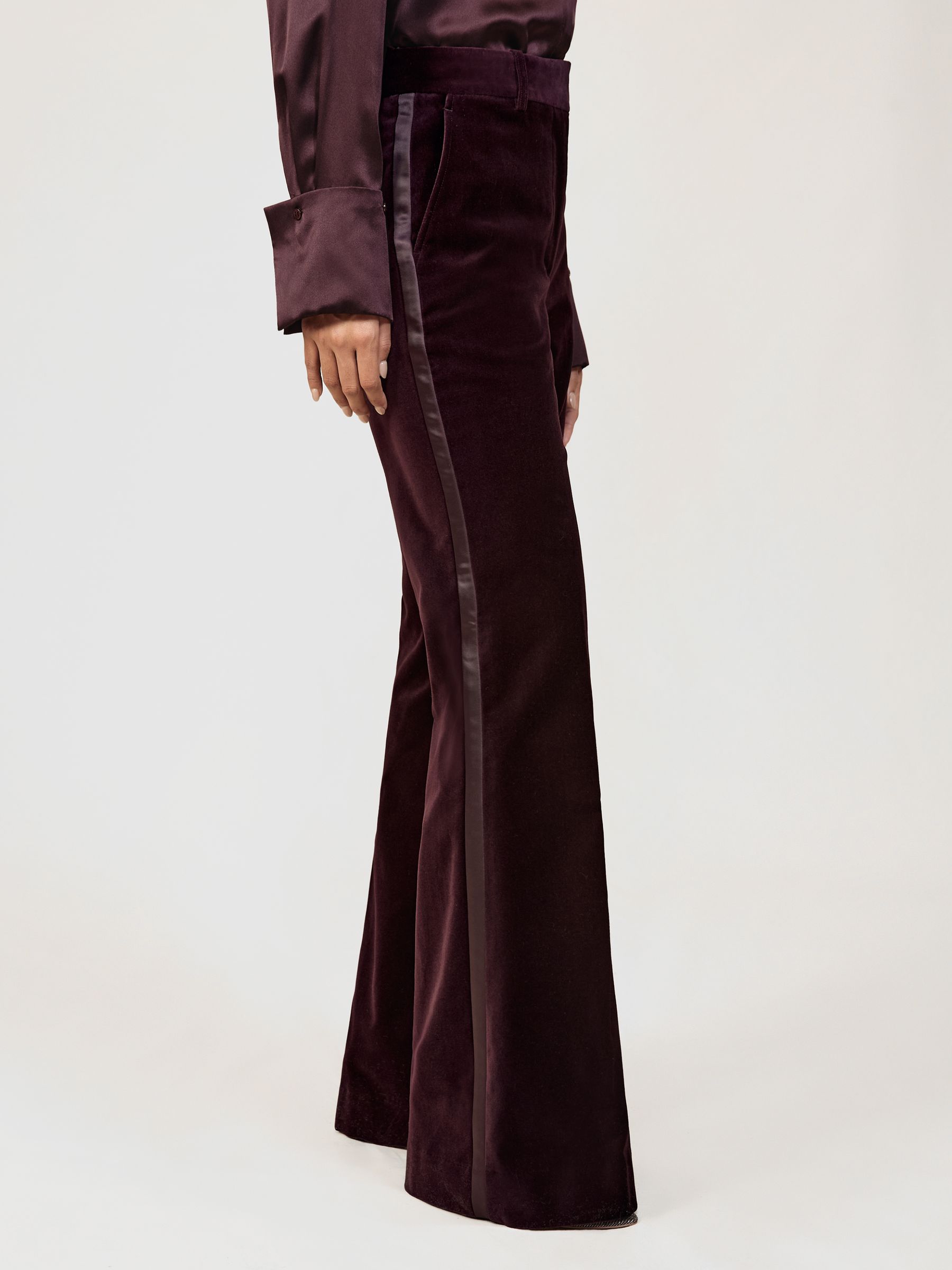 Suit Trousers in Burgundy