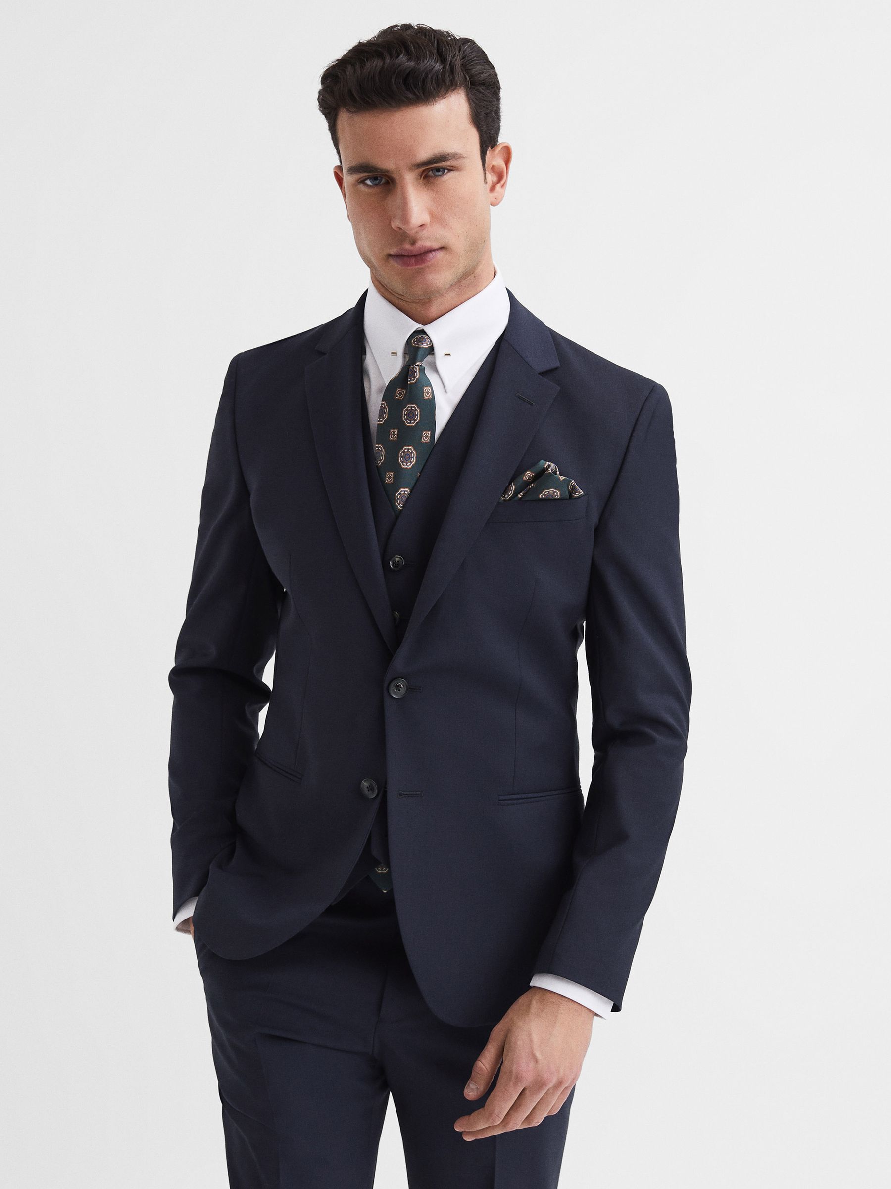 Modern Fit Travel Waistcoat in Navy