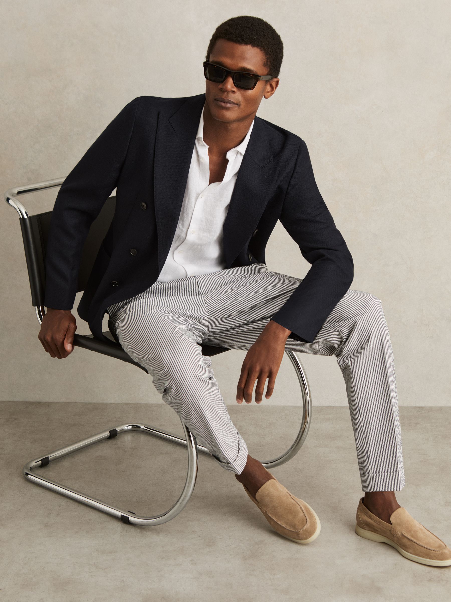 Stretch Seersucker Stripe Trousers in Navy/White