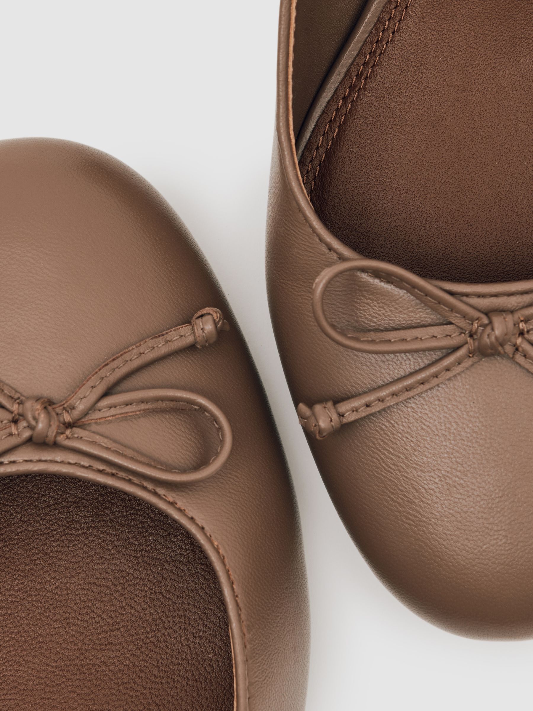 Leather Block Heel Ballerina Shoes in Neutral