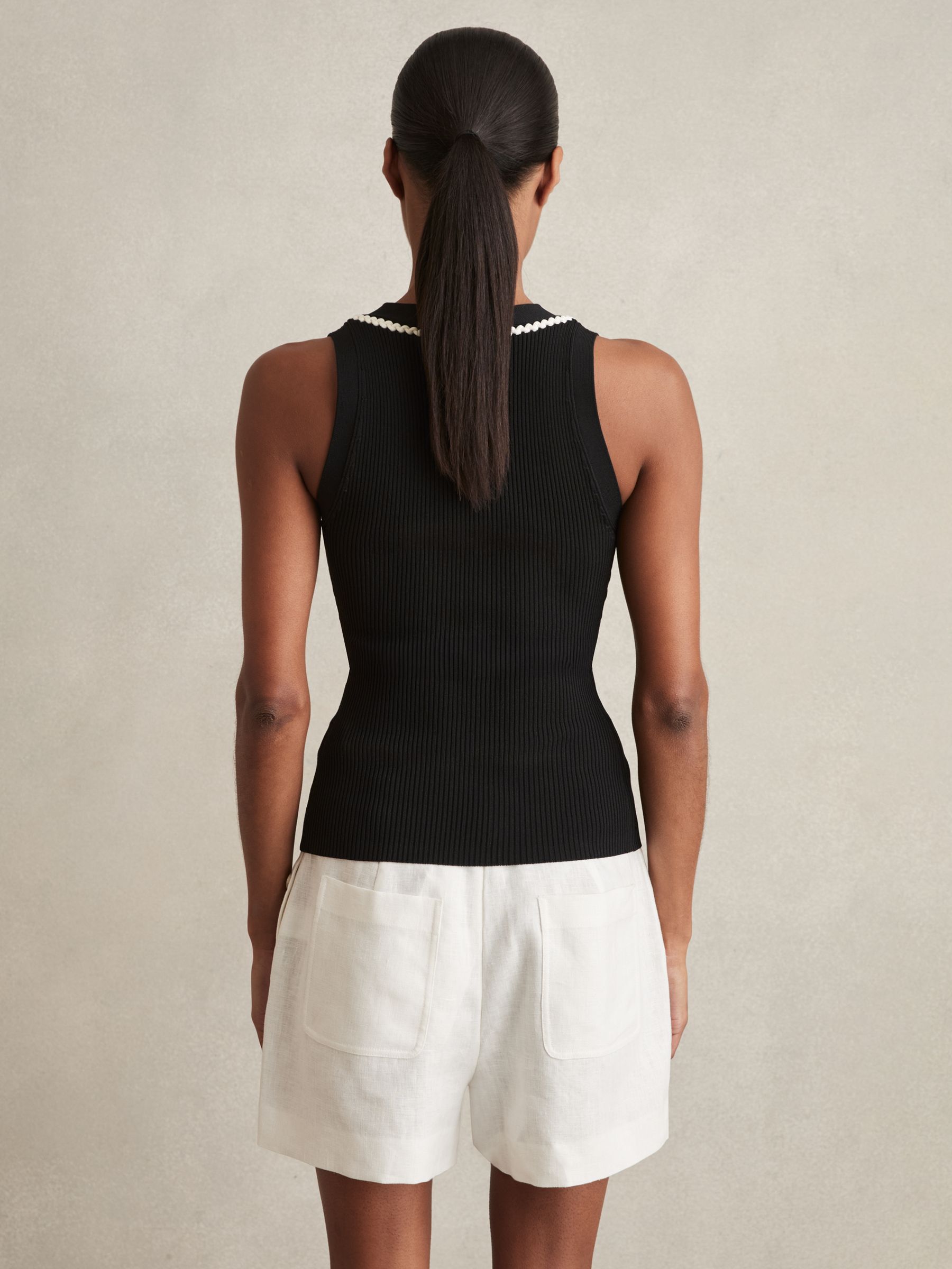 Ribbed Knit Craft Stitch Vest Top in Black/White