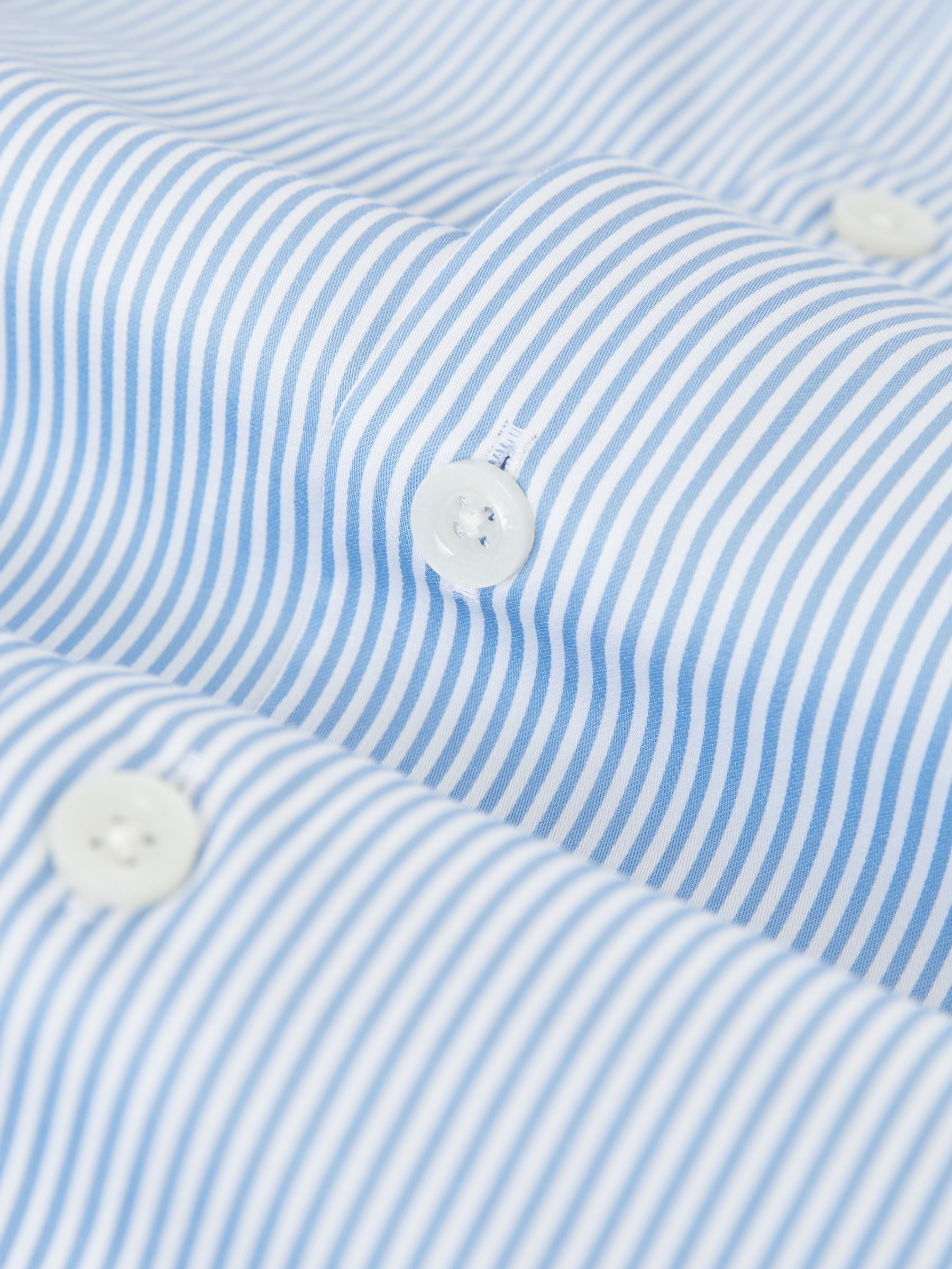 Slim Fit Cotton-Satin Cutaway-Collar Shirt in Blue Stripe