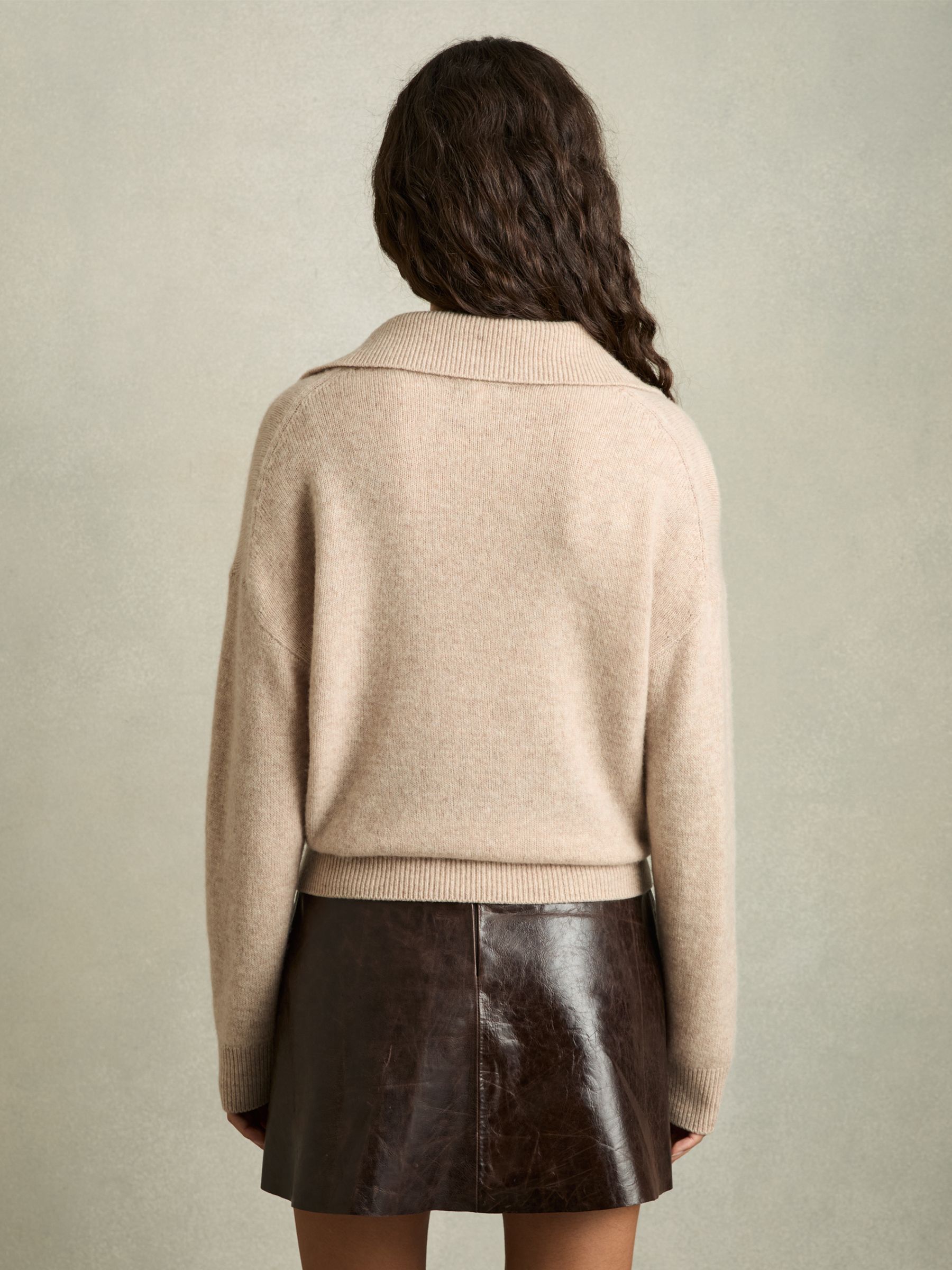 Wool-Cashmere Open-Neck Jumper in Neutral