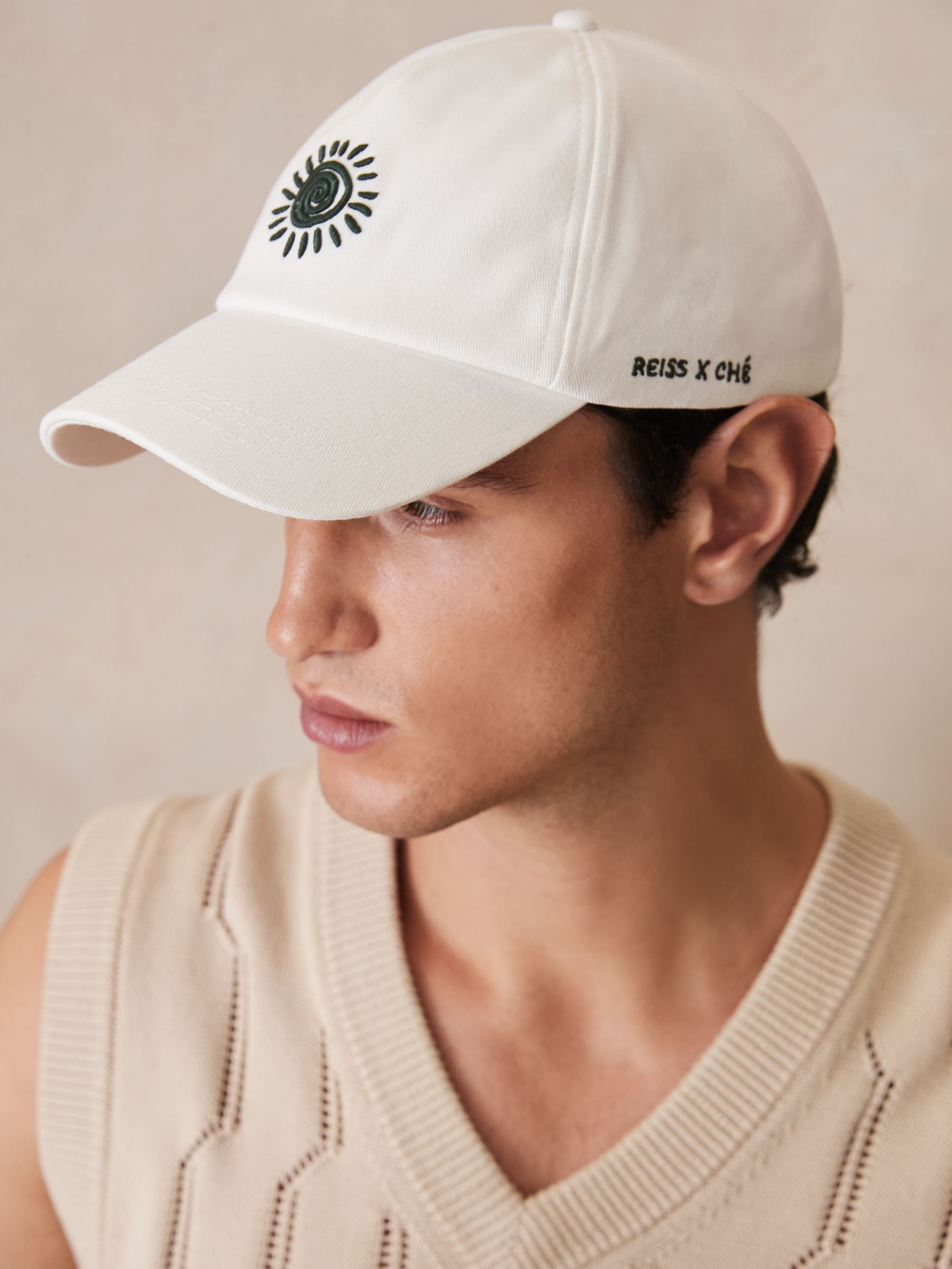Reiss | Ché Sun-Embroidered Cap in White