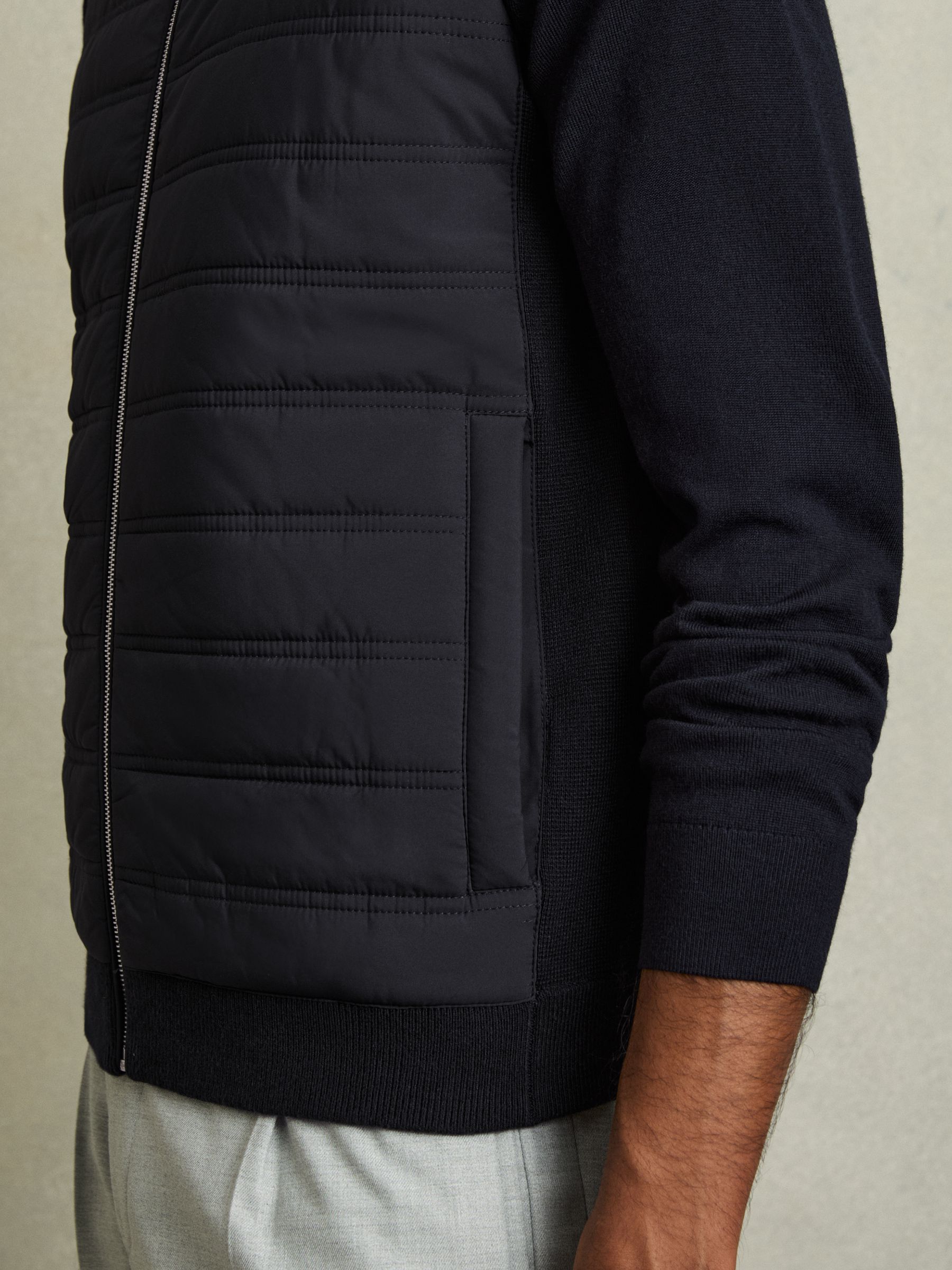 Hybrid Quilt and Knit Zip-Through Gilet in Navy