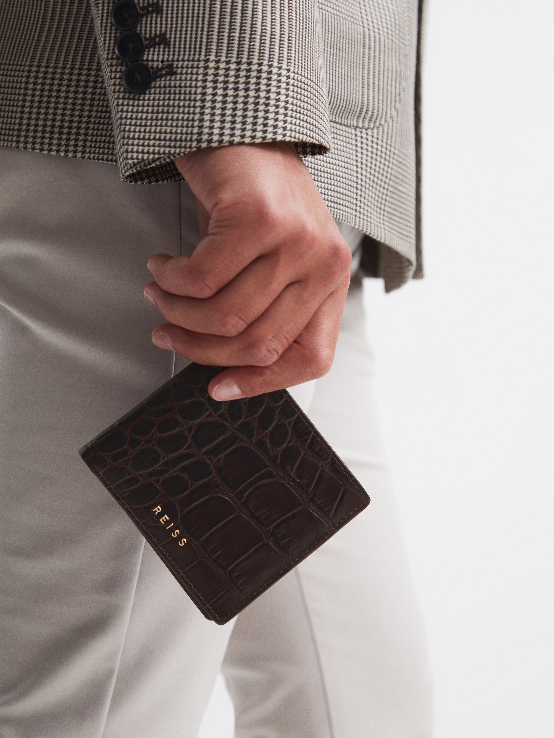 Leather Wallet in Chocolate