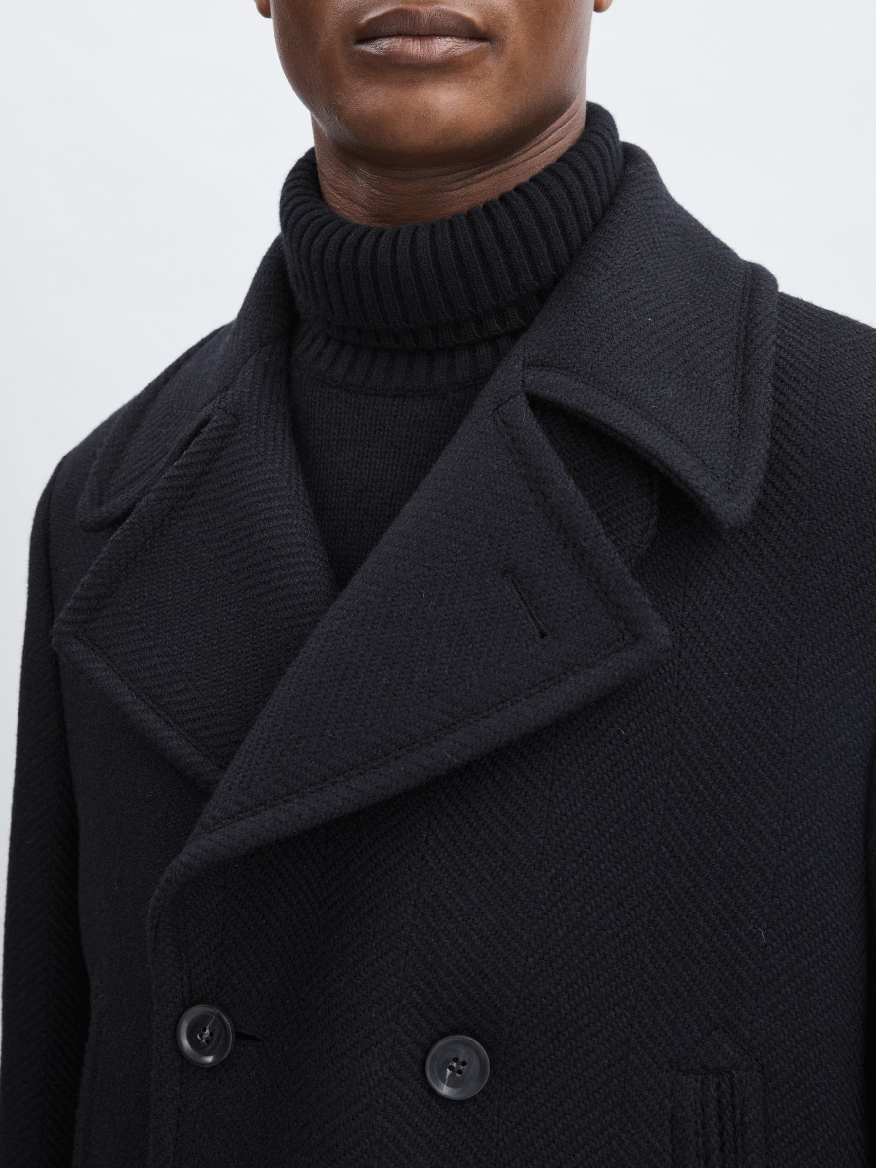 Oscar Jacobson Wool Herringbone Double-Breasted Coat in Navy