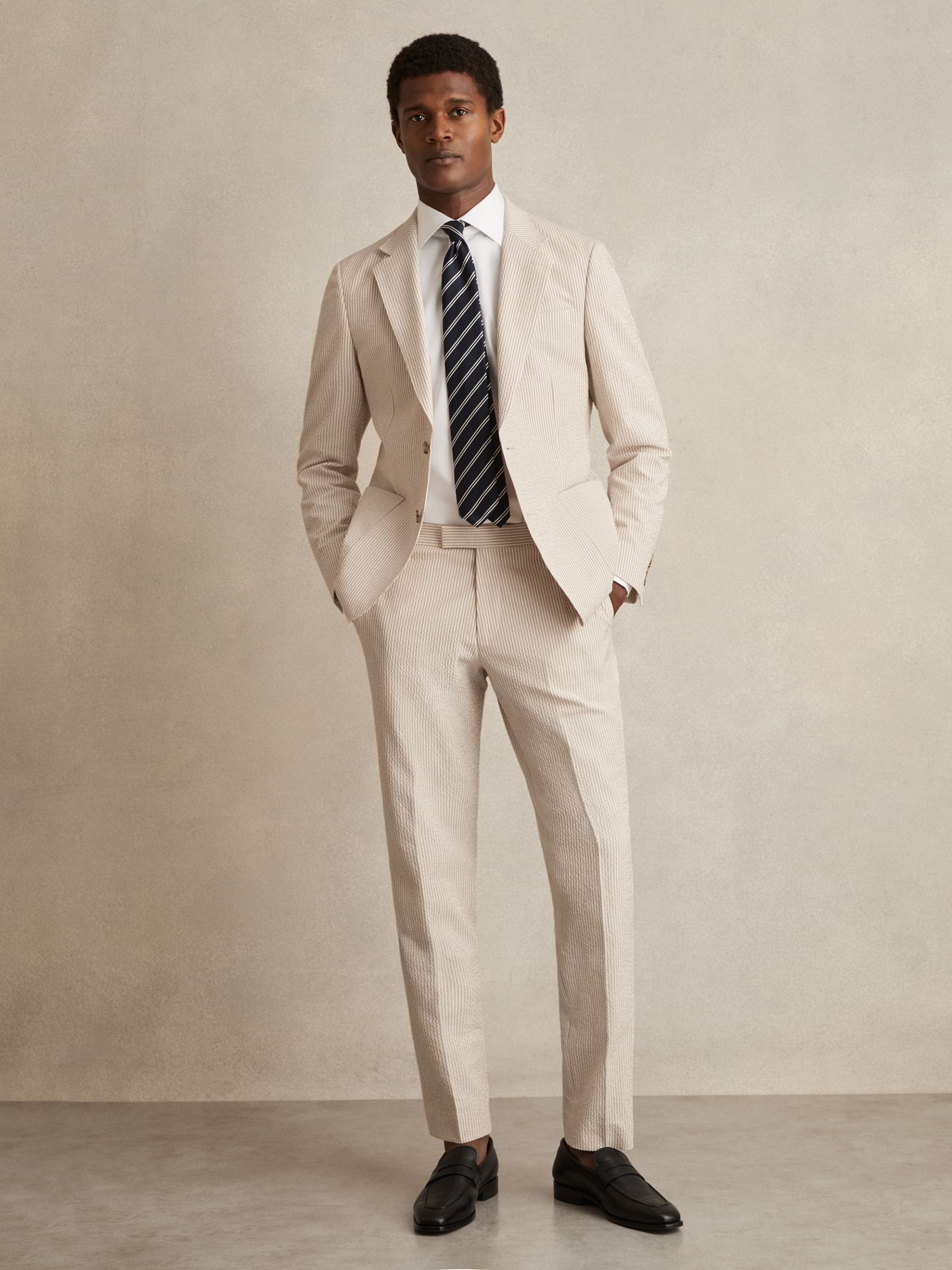 Seersucker Slim-Fit Suit Trousers in Oatmeal/White
