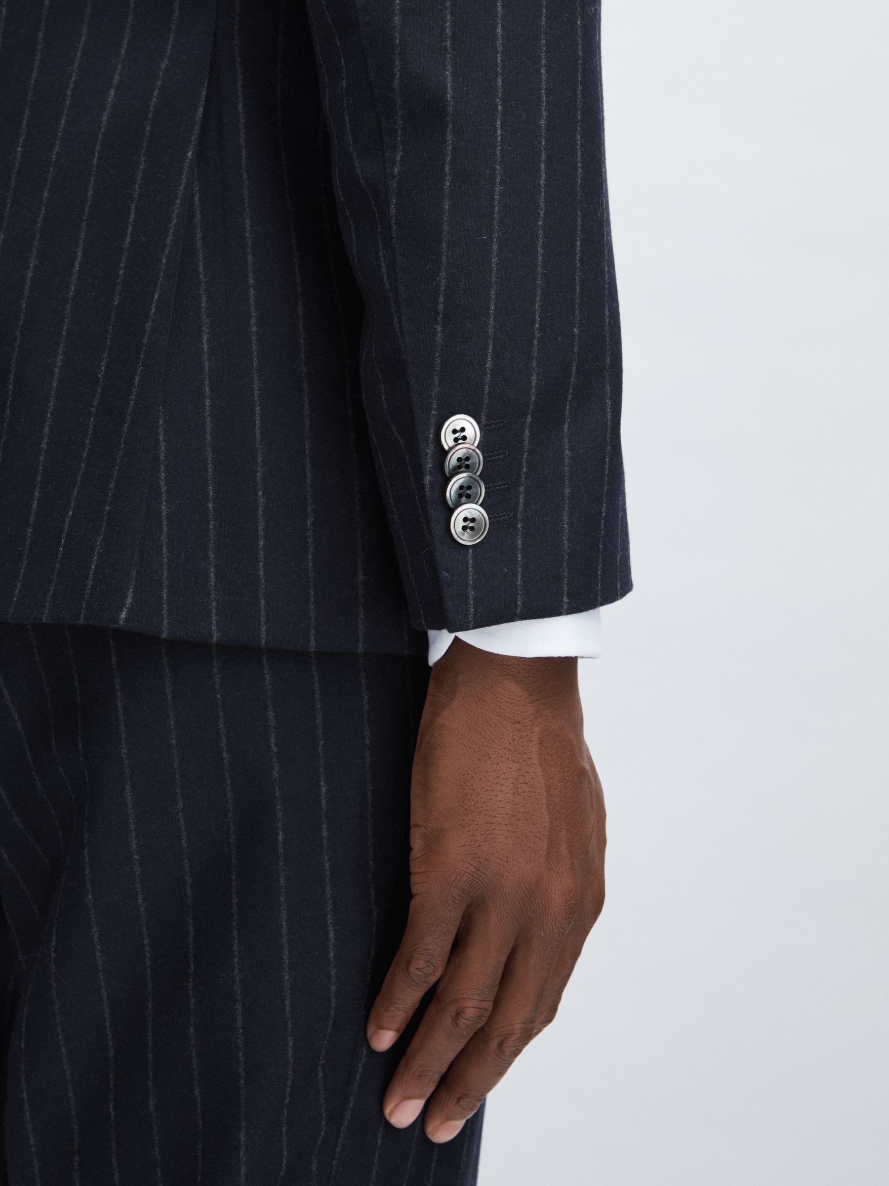 Oscar Jacobson Wool Single-Breasted Pinstripe Blazer in Navy