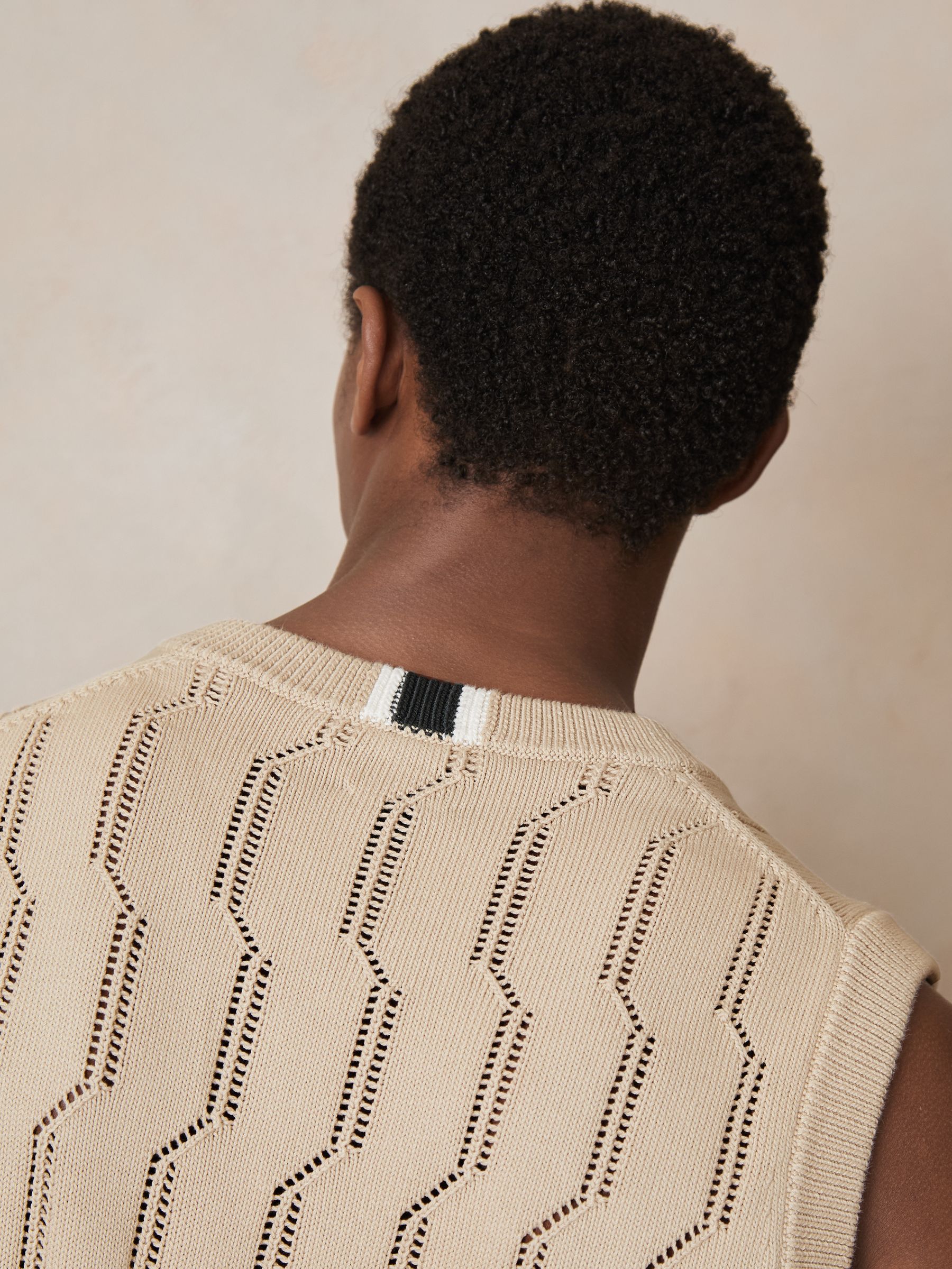 Reiss | Ché Pointelle V-Neck Vest in Stone