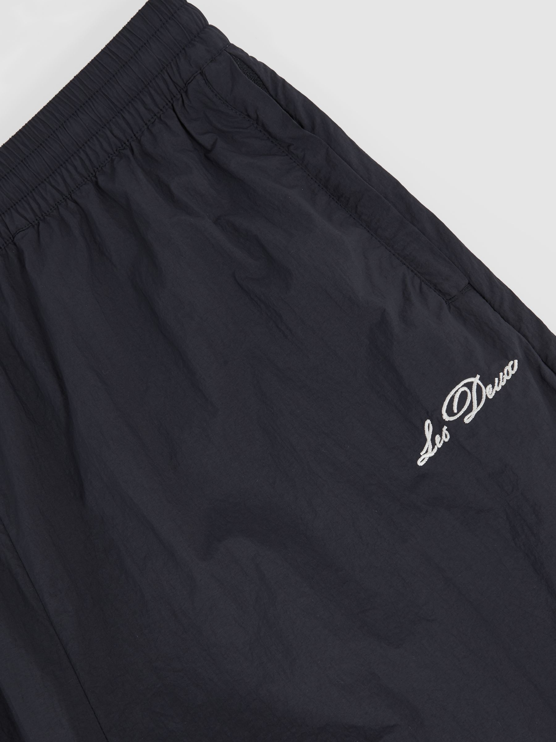Les Deux Technical Logo Joggers in Dark Navy