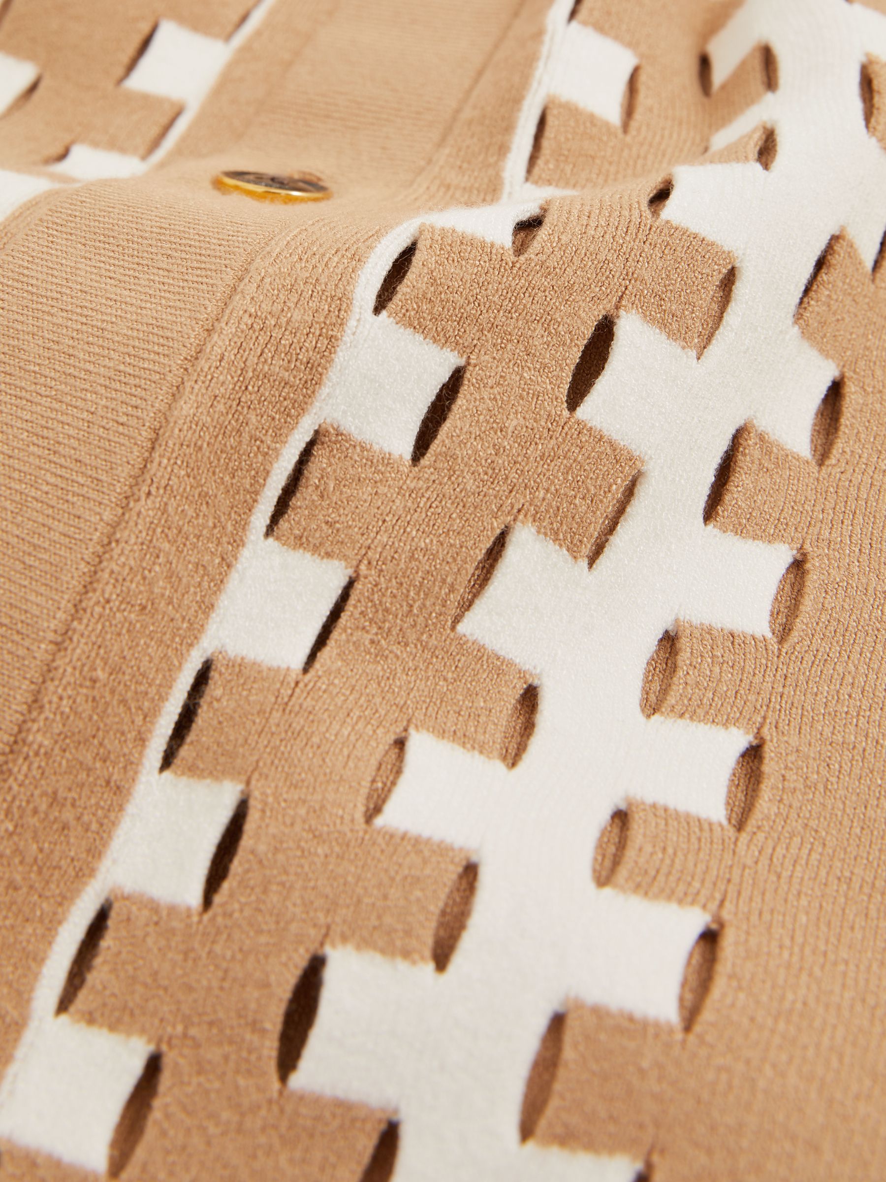 Geometric Cuban-Collar Knit Shirt in Camel/Off White