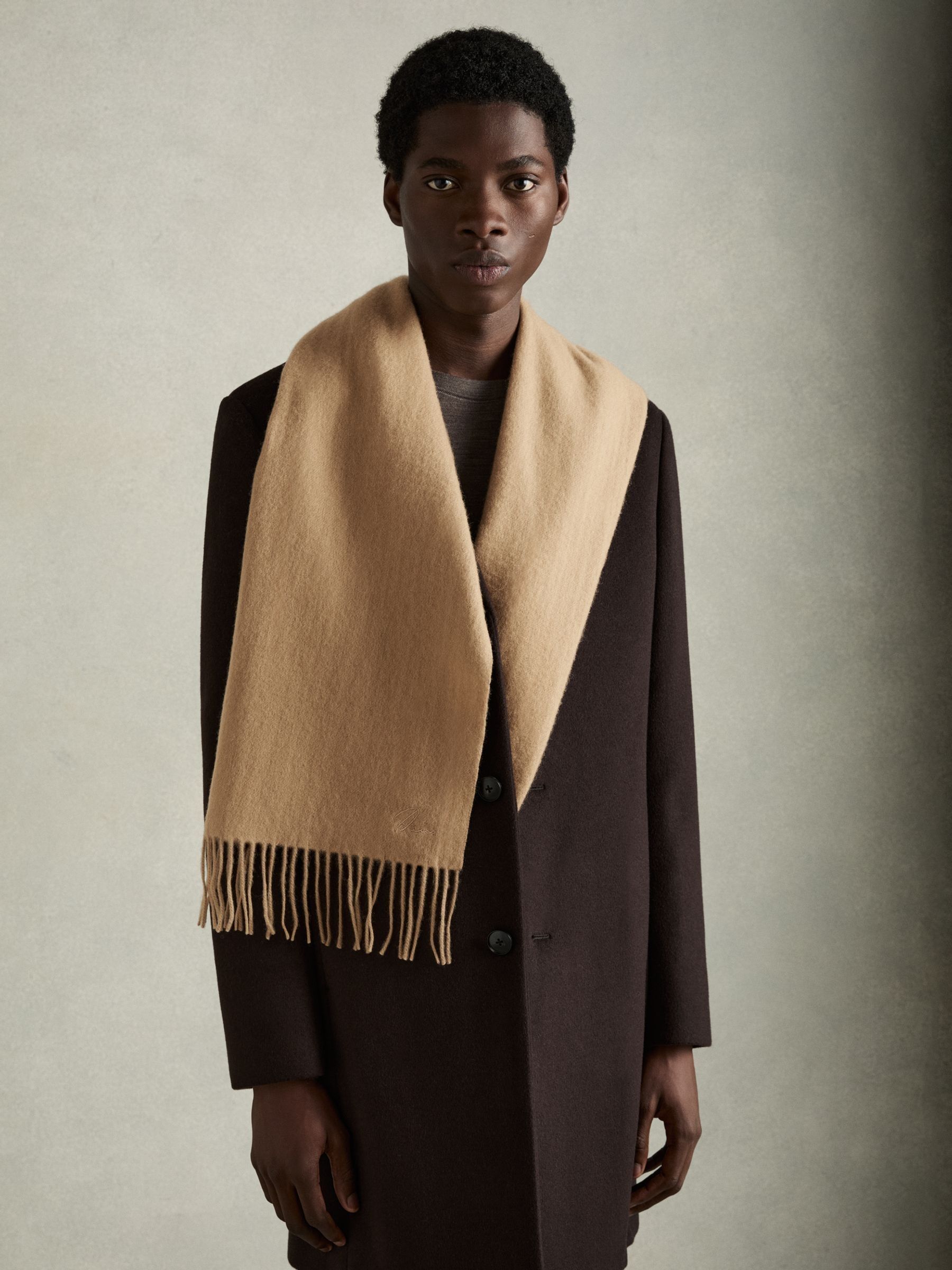 Wool and Cashmere Scarf in Soft Camel