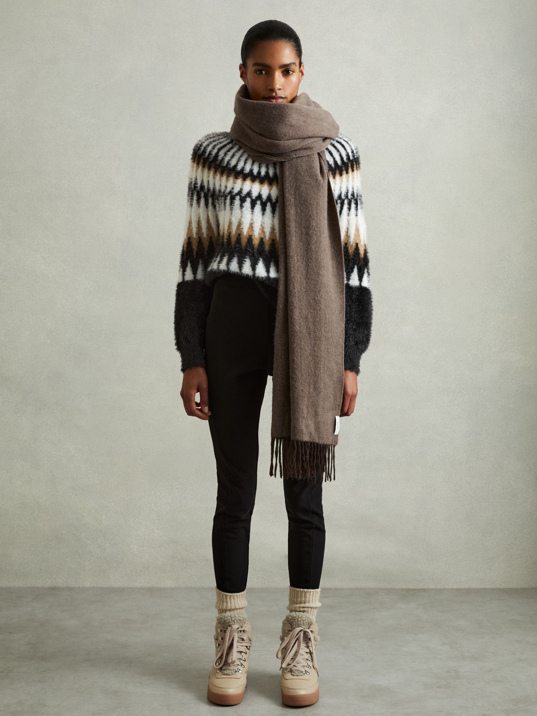 Fuzzy Fairisle Pattern Crew Neck Jumper in Black/Camel