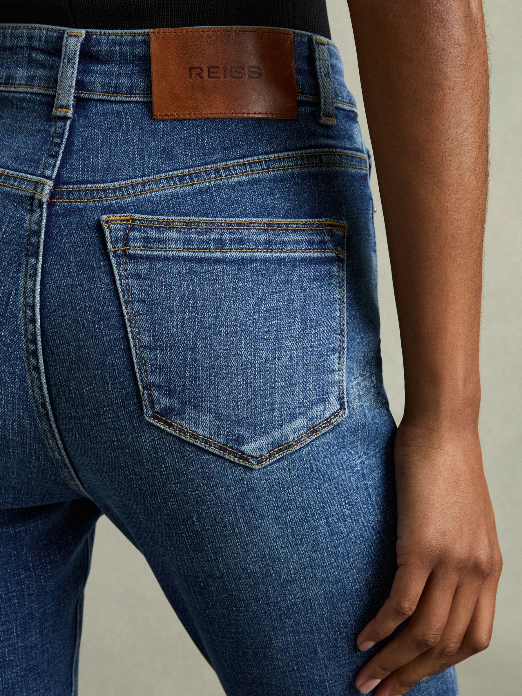 Skinny Jeans in Mid Blue