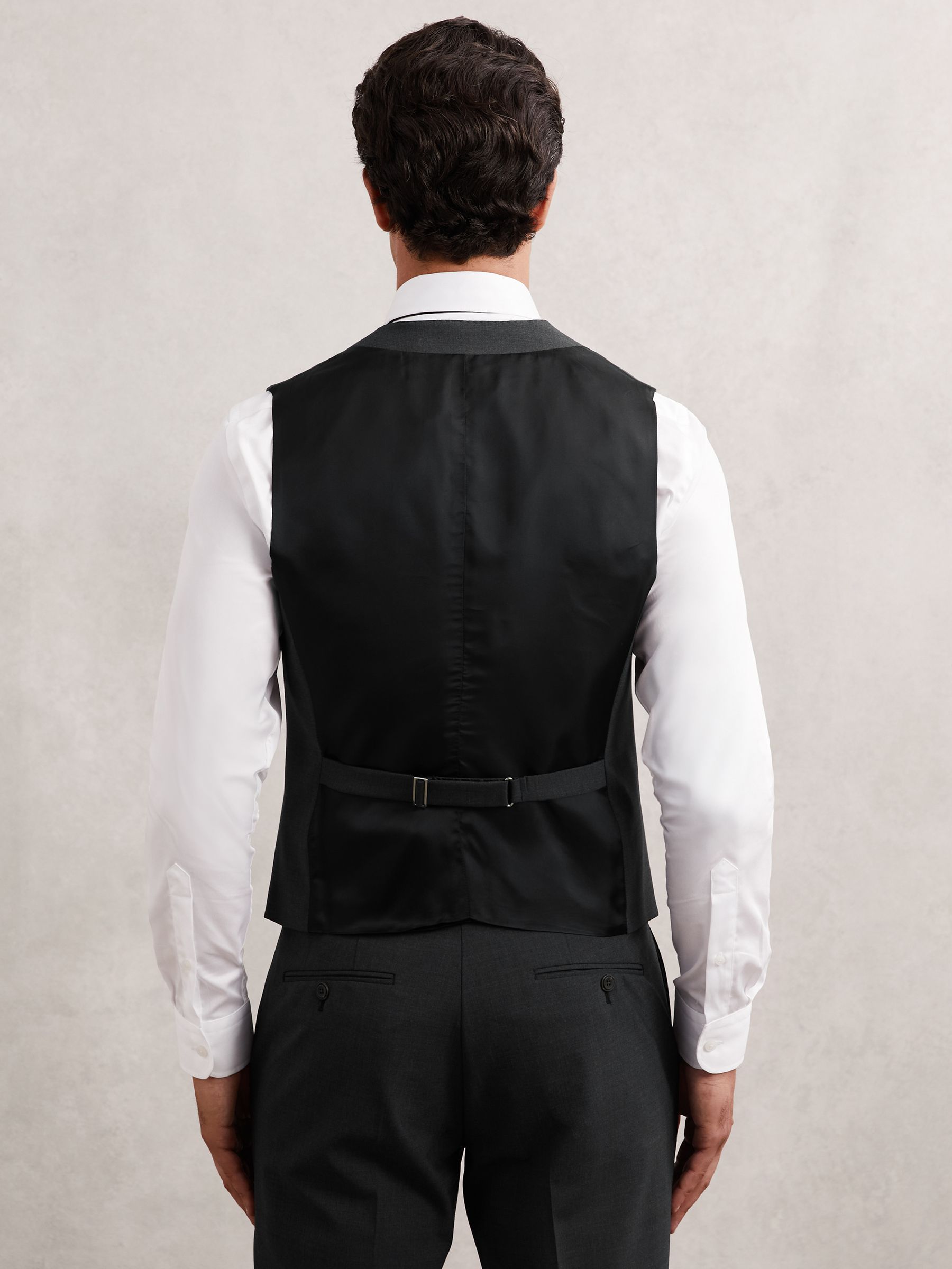 Wool-Blend Slim-Fit Waistcoat in Grey