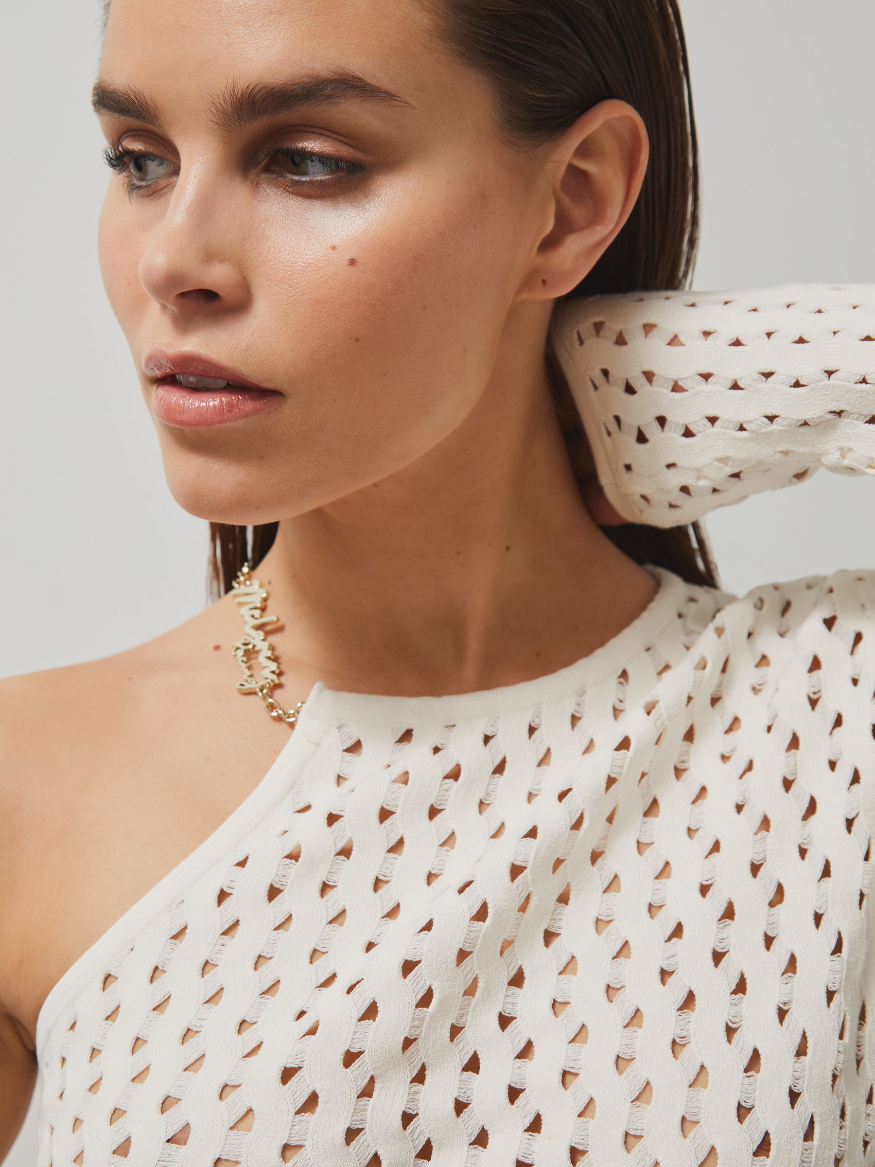 McLaren F1 Team One-Sleeve Crop Top in White