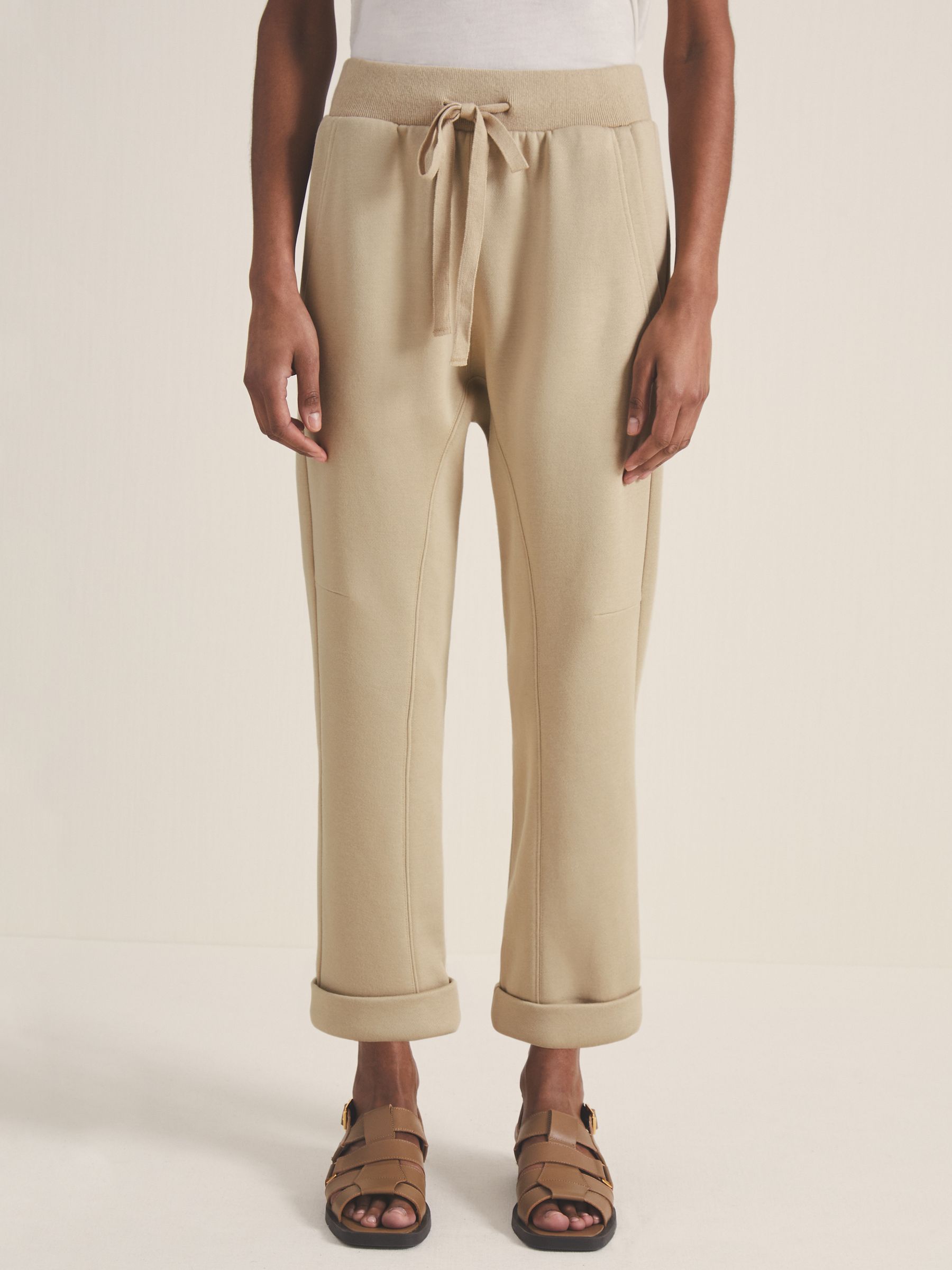 Reiss | Les 100 Ciels Jersey Joggers in Mink