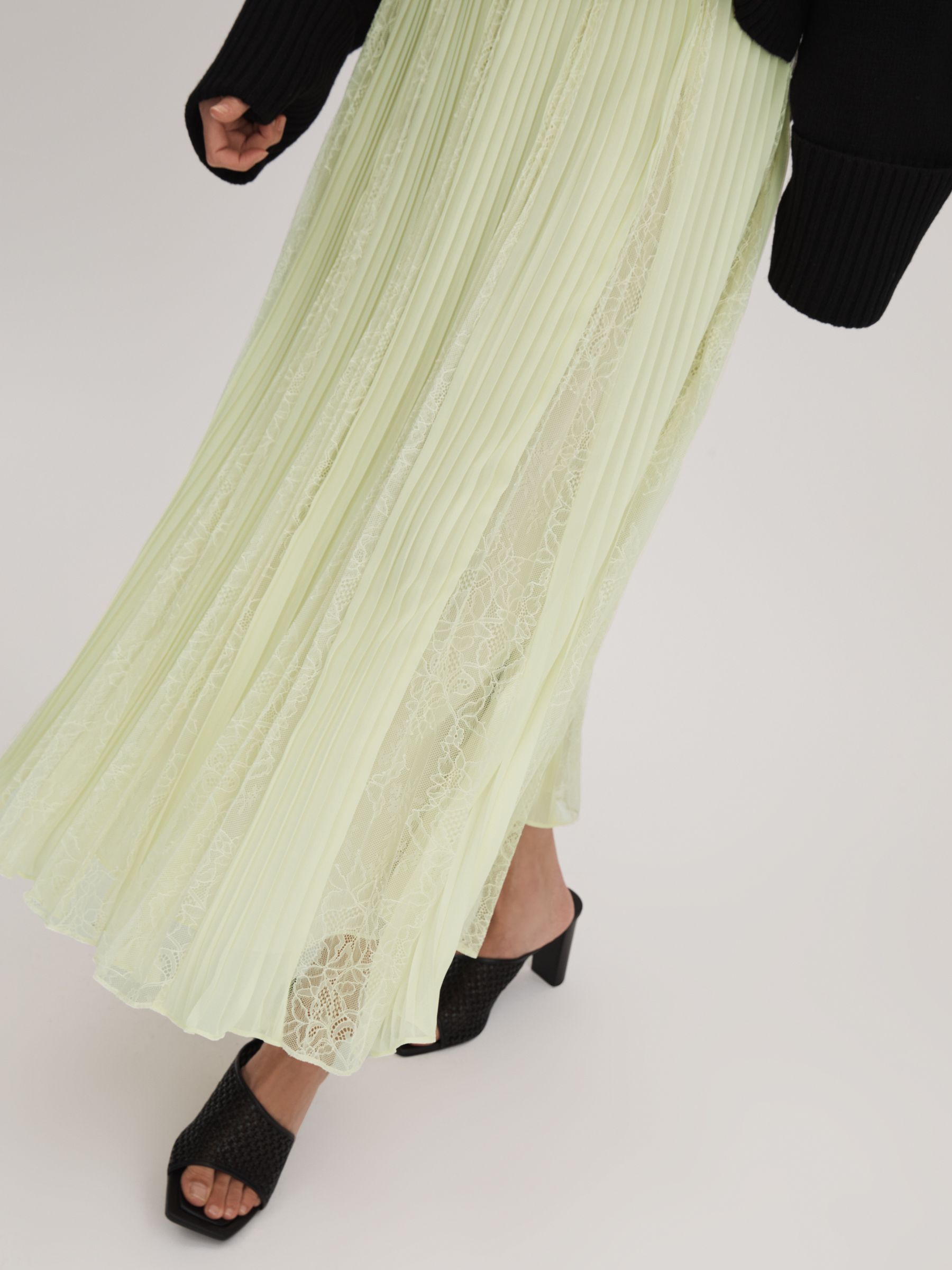 Florere Lace Pleated Midi Skirt in Pale Green