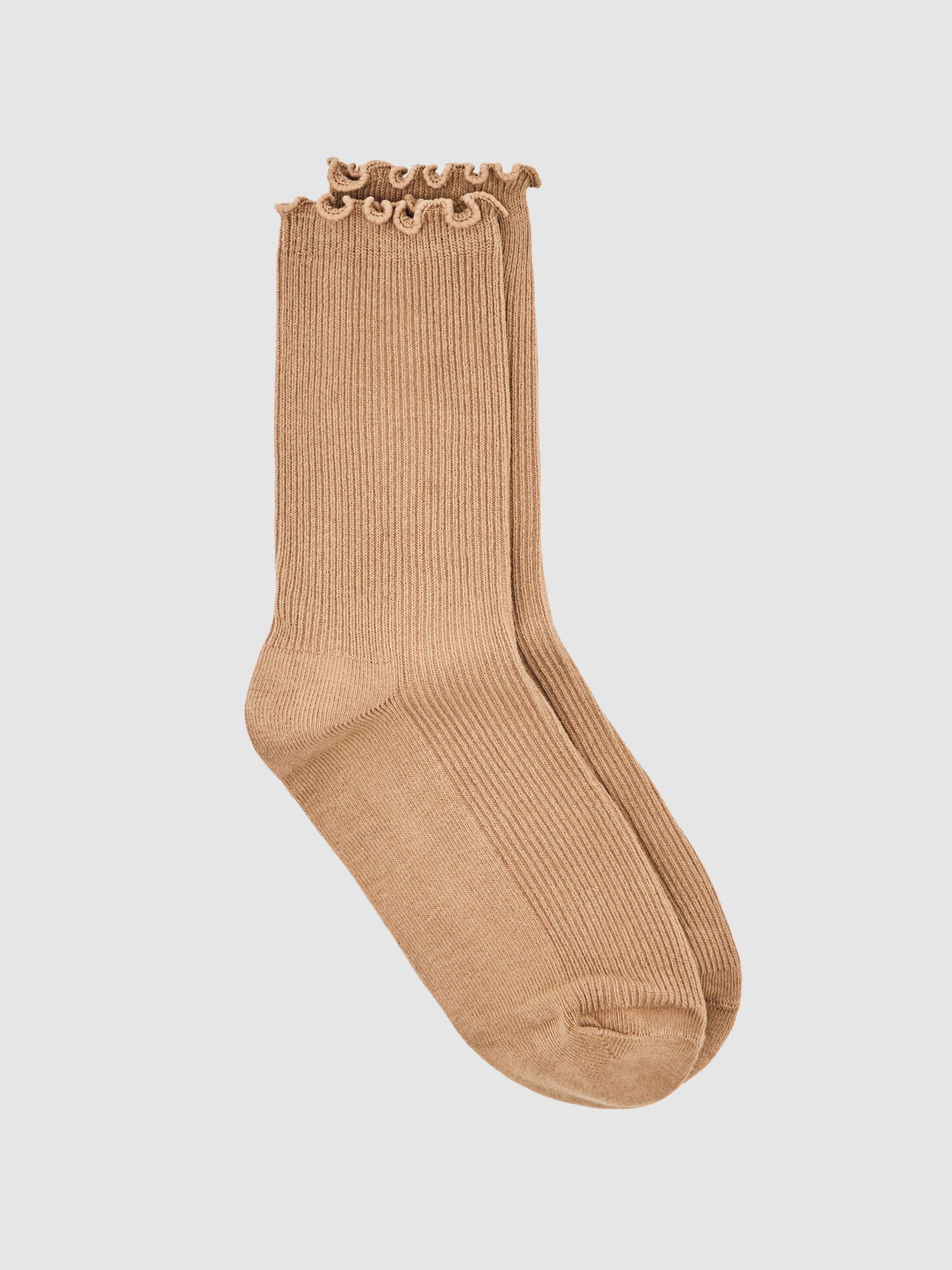 Ribbed Frilly Socks in Taupe
