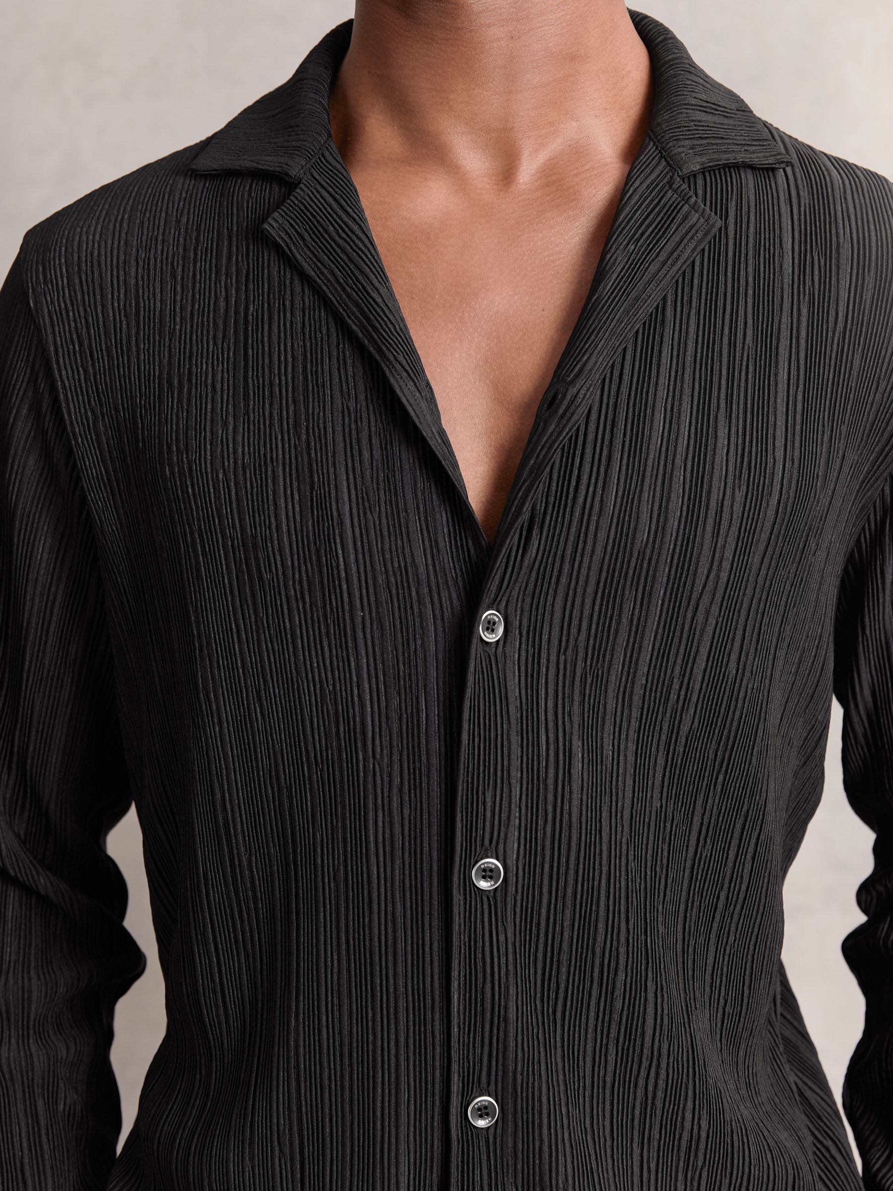 Plissé Cuban-Collar Long-Sleeve Shirt in Black