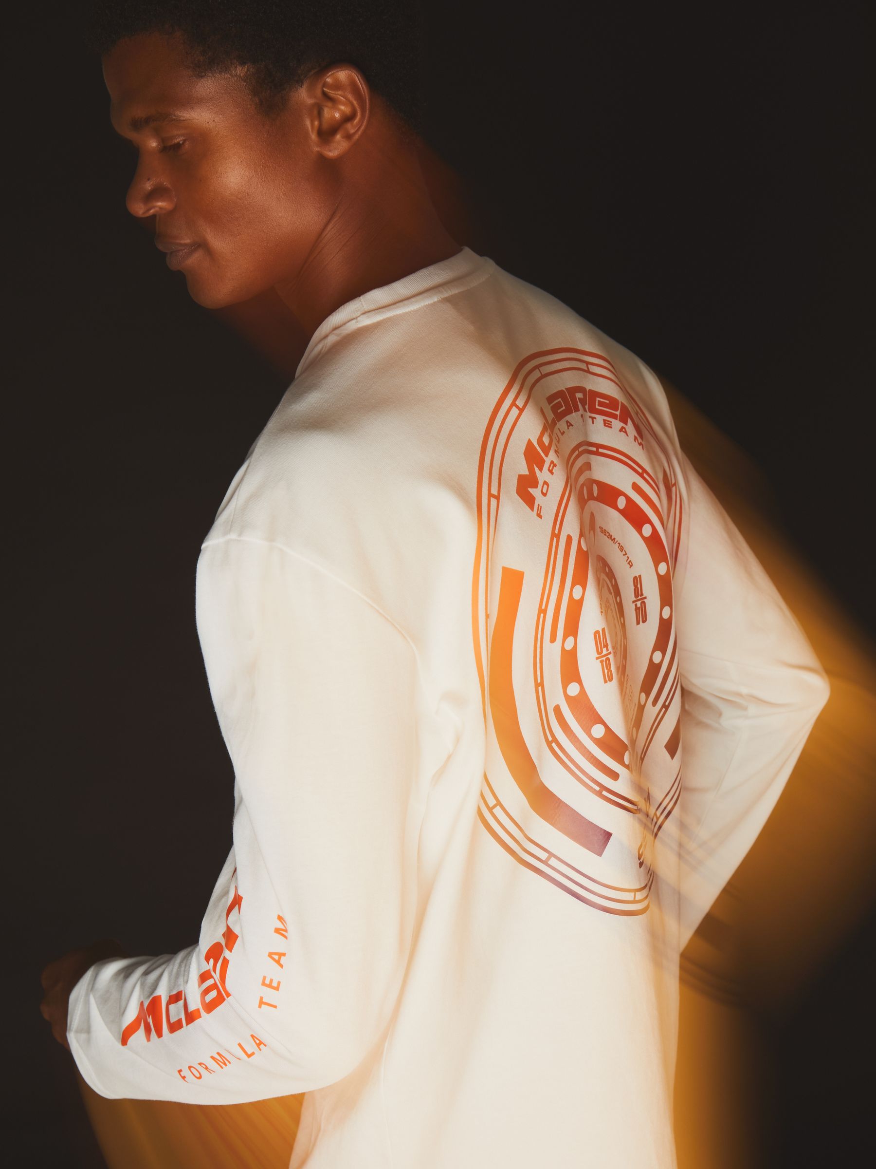 Unisex Fit McLaren F1 Team Tyre-Print T-Shirt in White