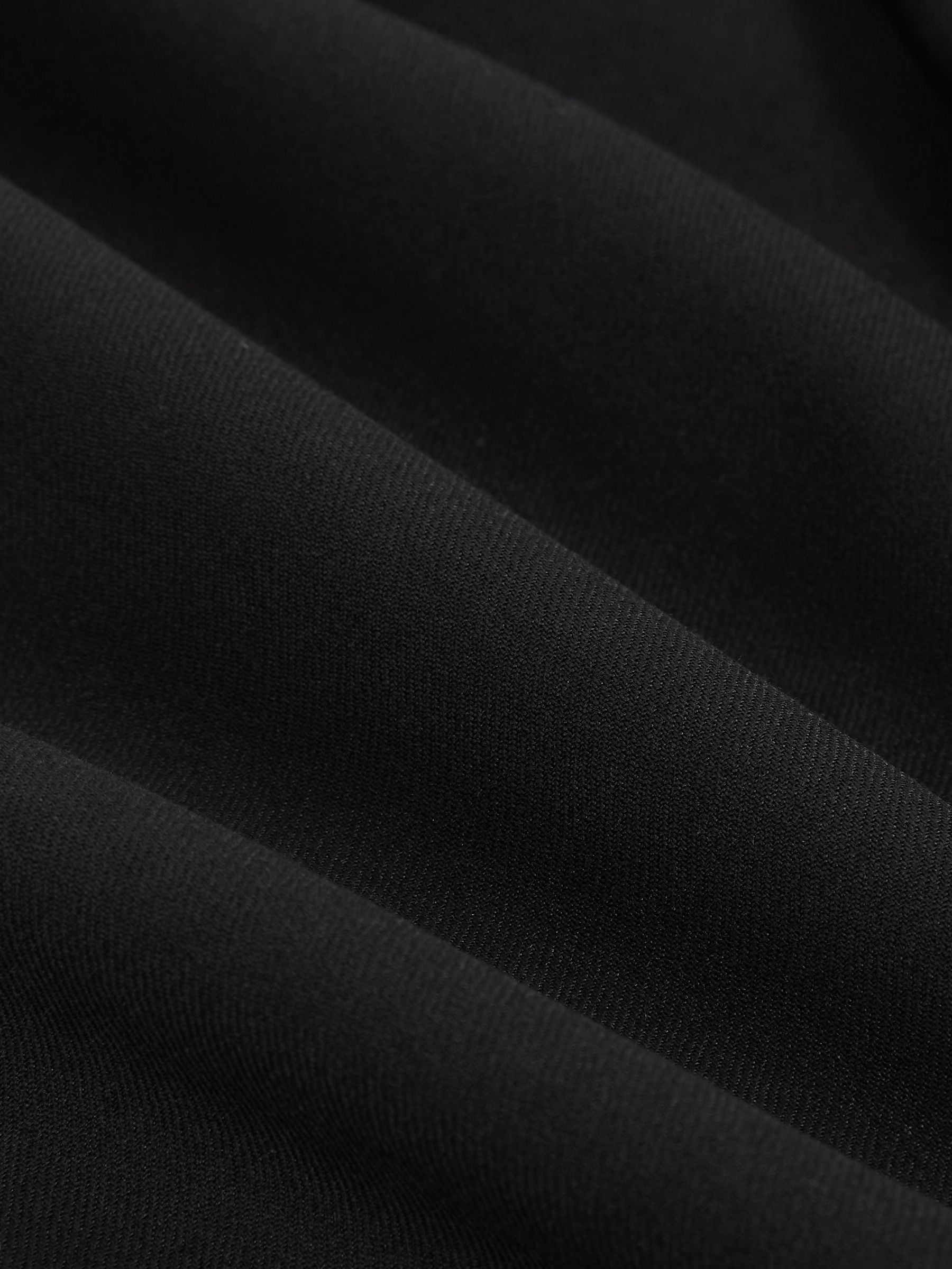 Slim-Fit Single Breasted Wool Suit Jacket in Black