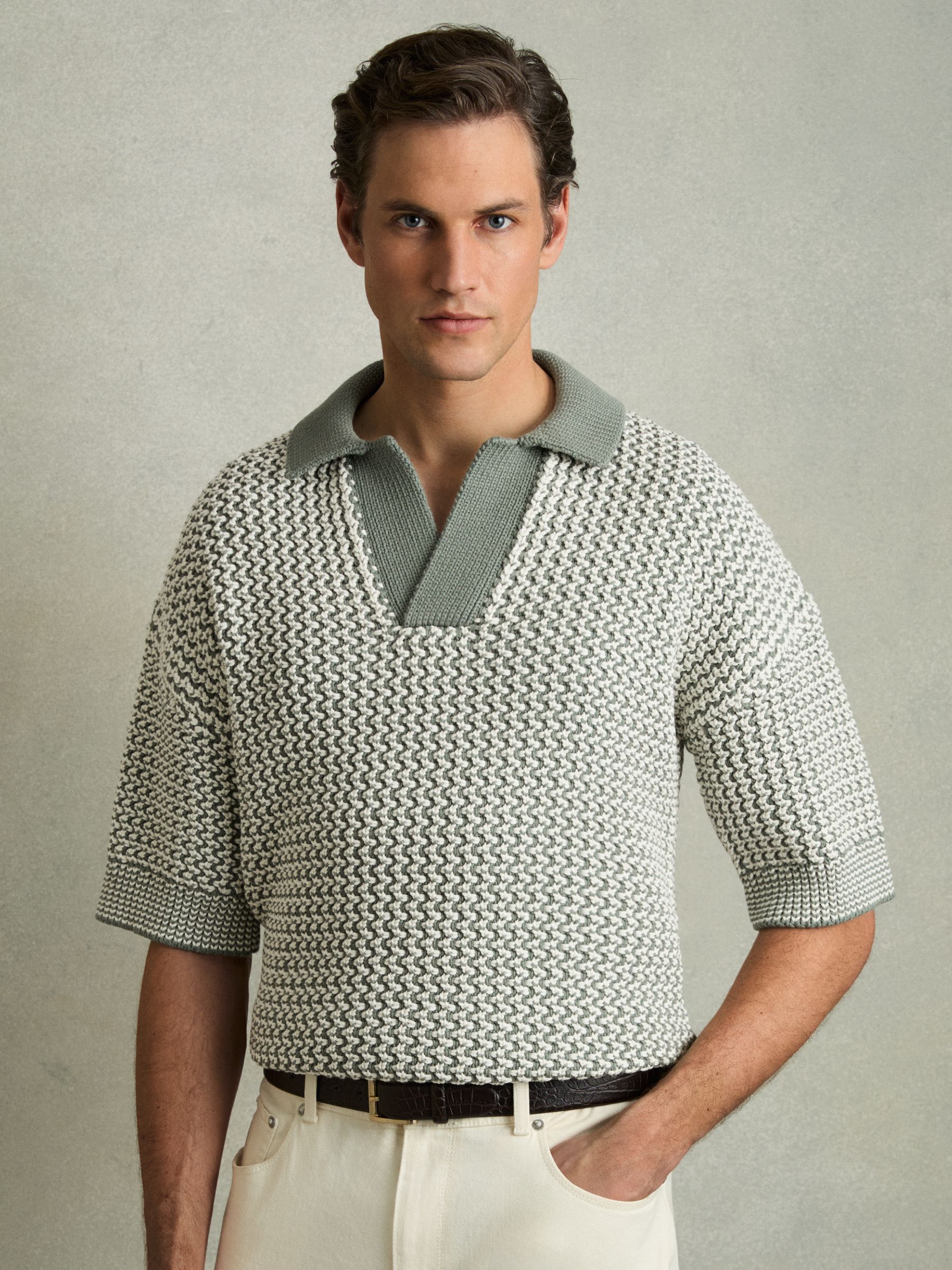 Chunky-Knit Open-Collar Polo Shirt in Sage/Off White