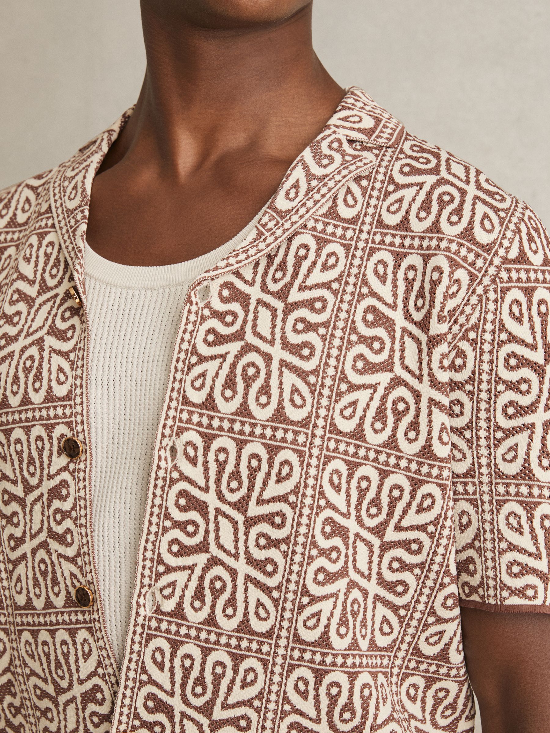 Tile Pattern Knit Shirt in Brown/White