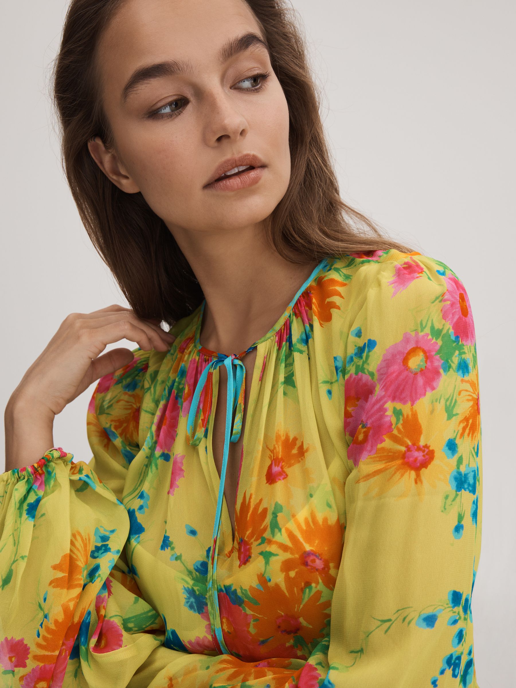 Florere Printed Tie Neck Blouse in Lime