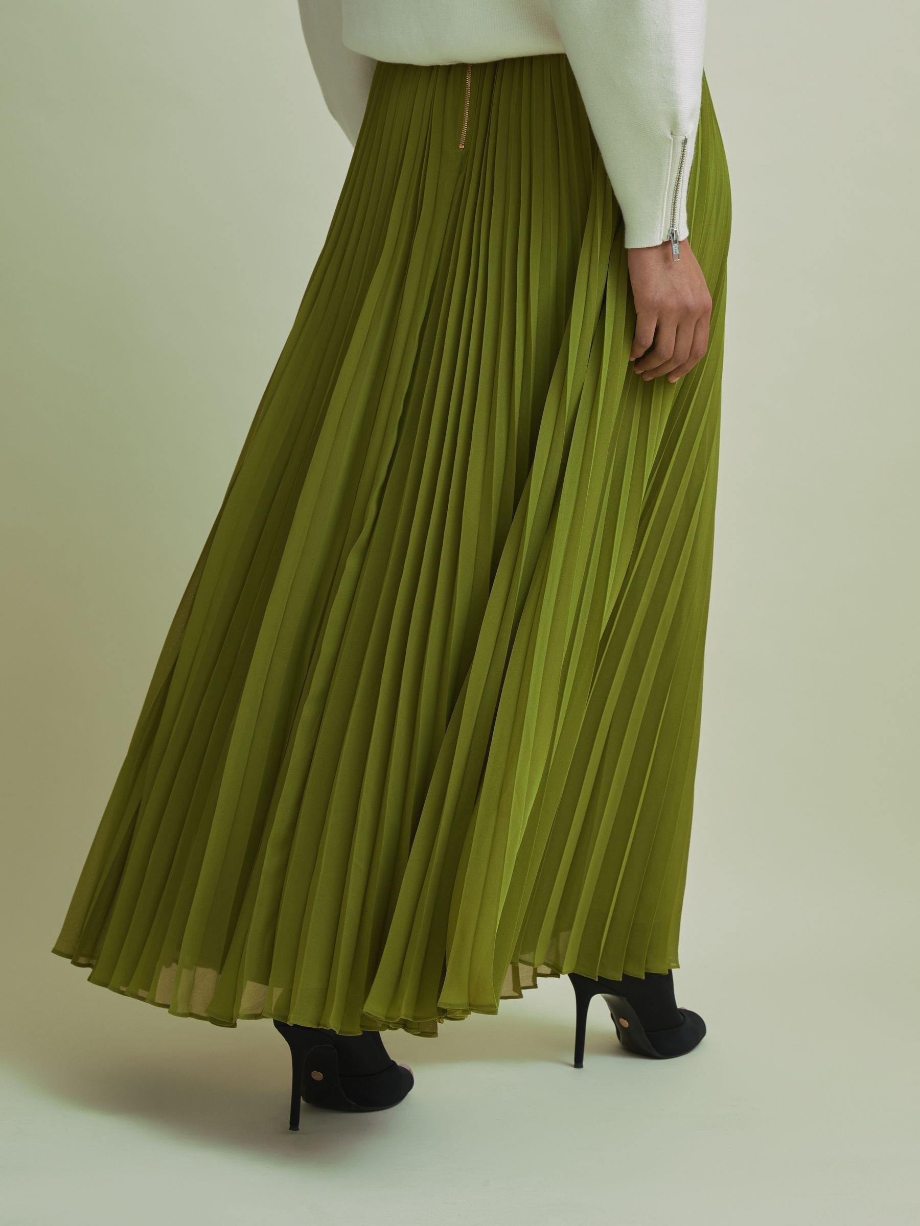 Florere Pleated Maxi Skirt in Khaki