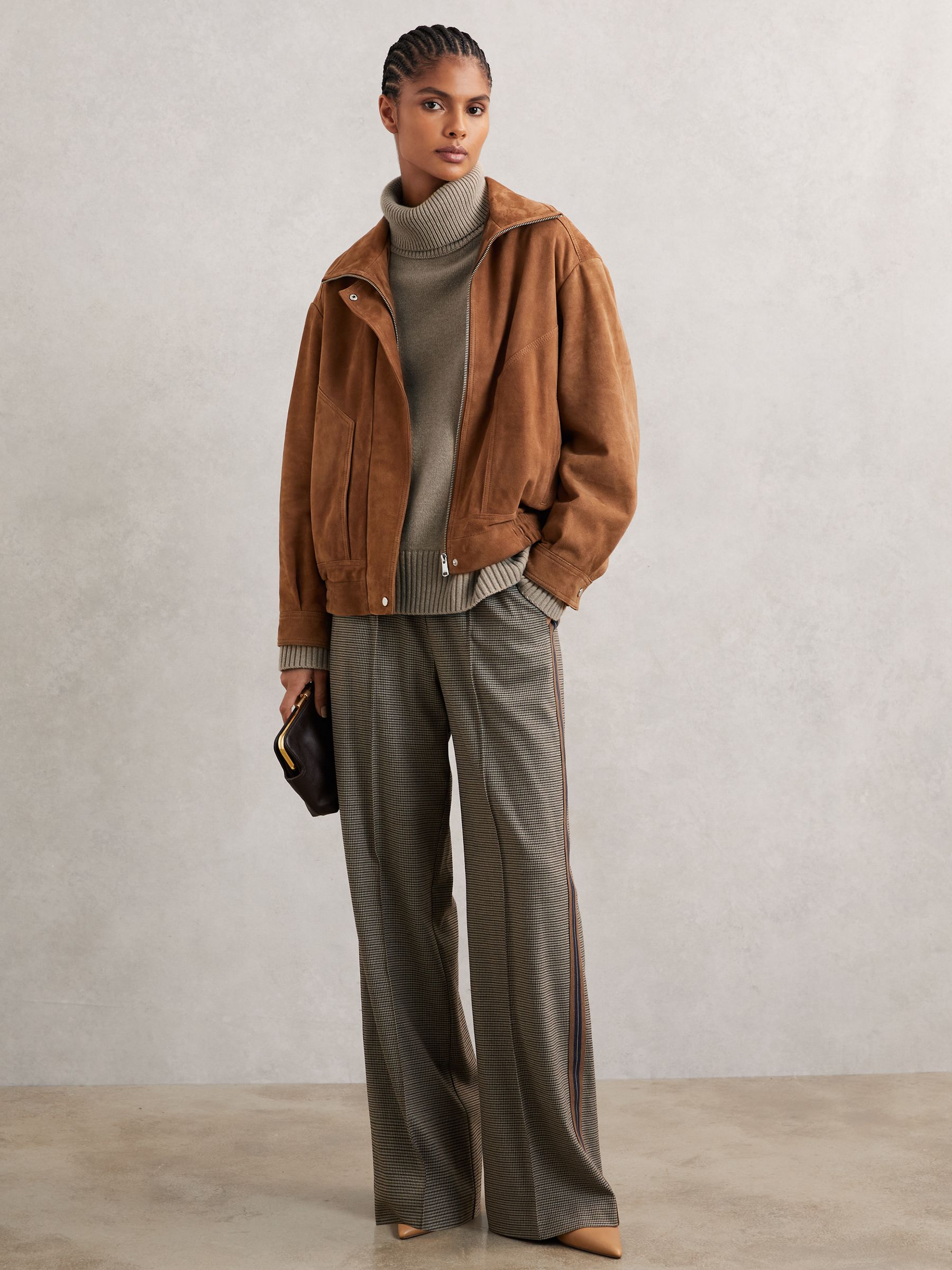 Wool-Cashmere Roll-Neck Jumper in Oatmeal Neutral