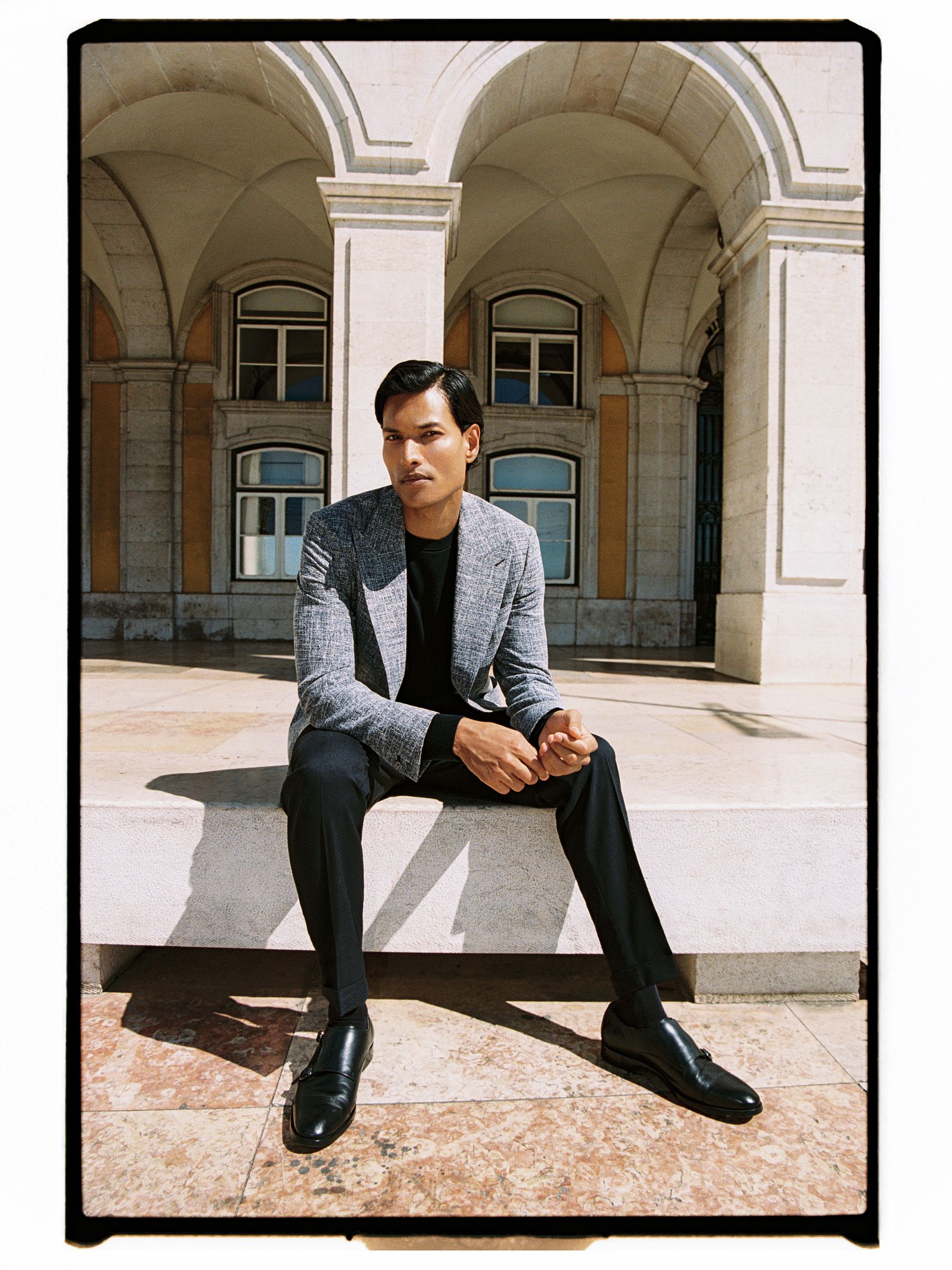 Single-Breasted Textured Mélange Blazer Slim-Fit in Navy Melange