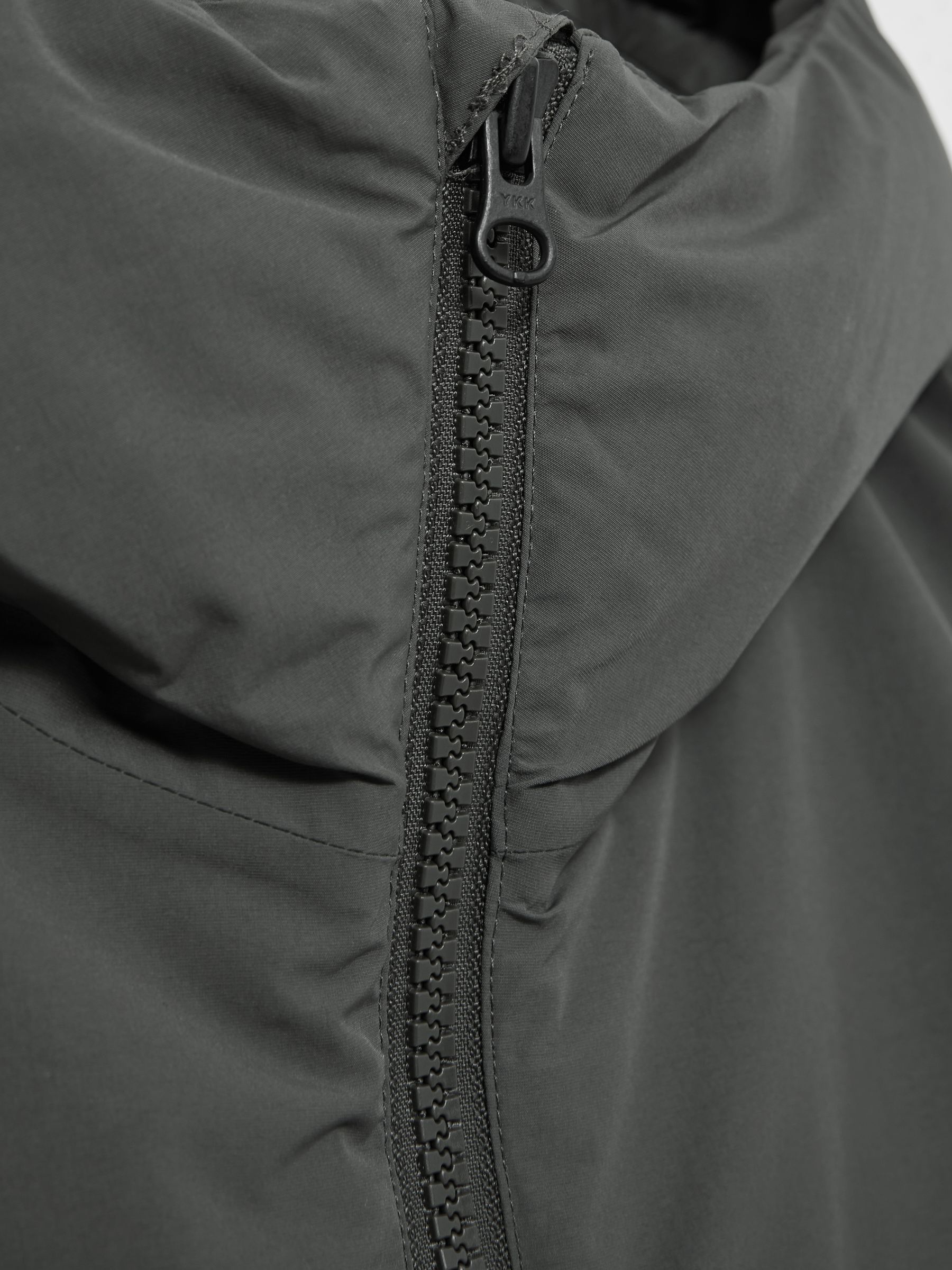 Scandinavian Edition Hooded Padded Parka in Dark Olive