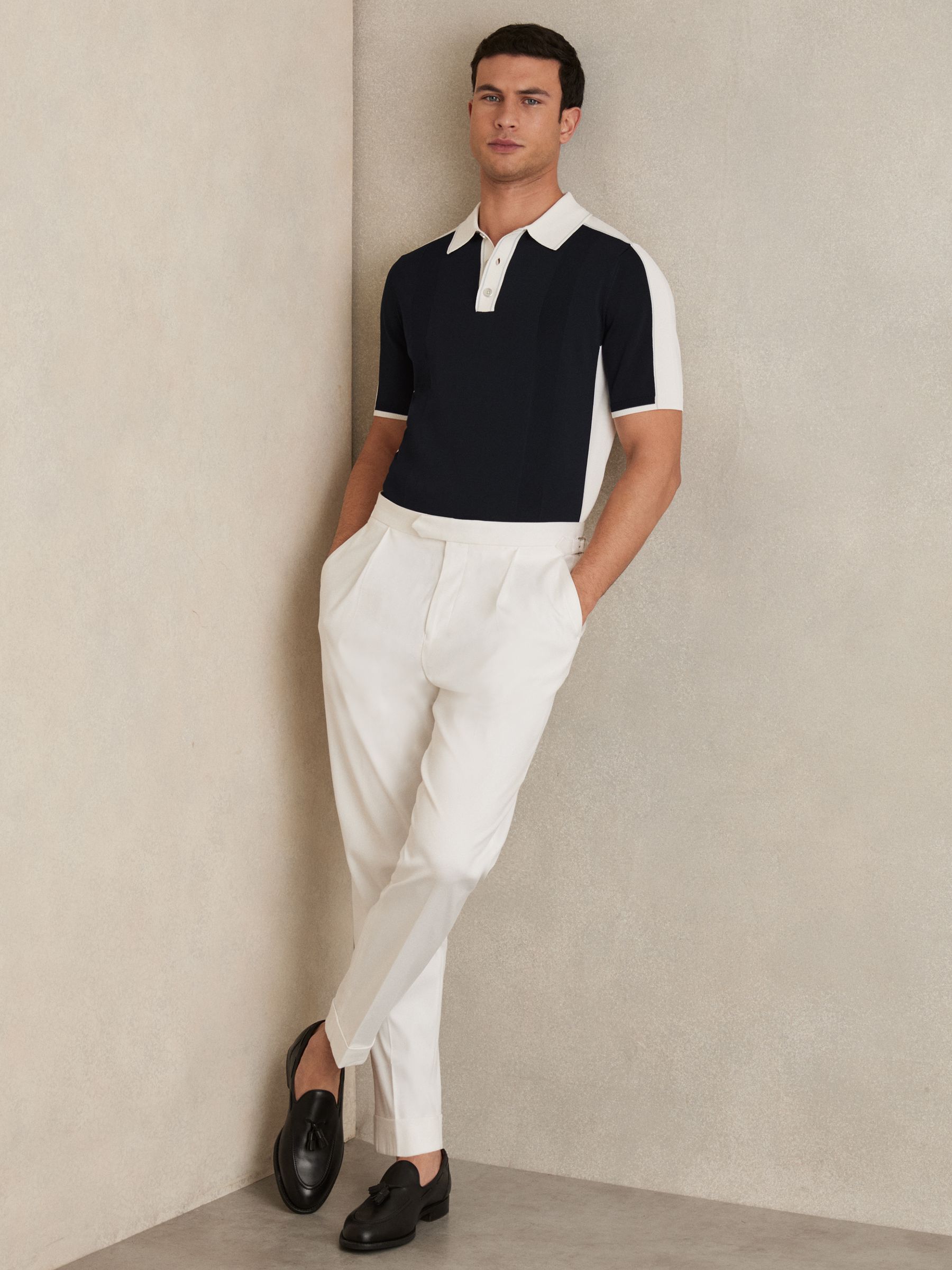 Colour-Block Knit Polo Shirt in Navy/White