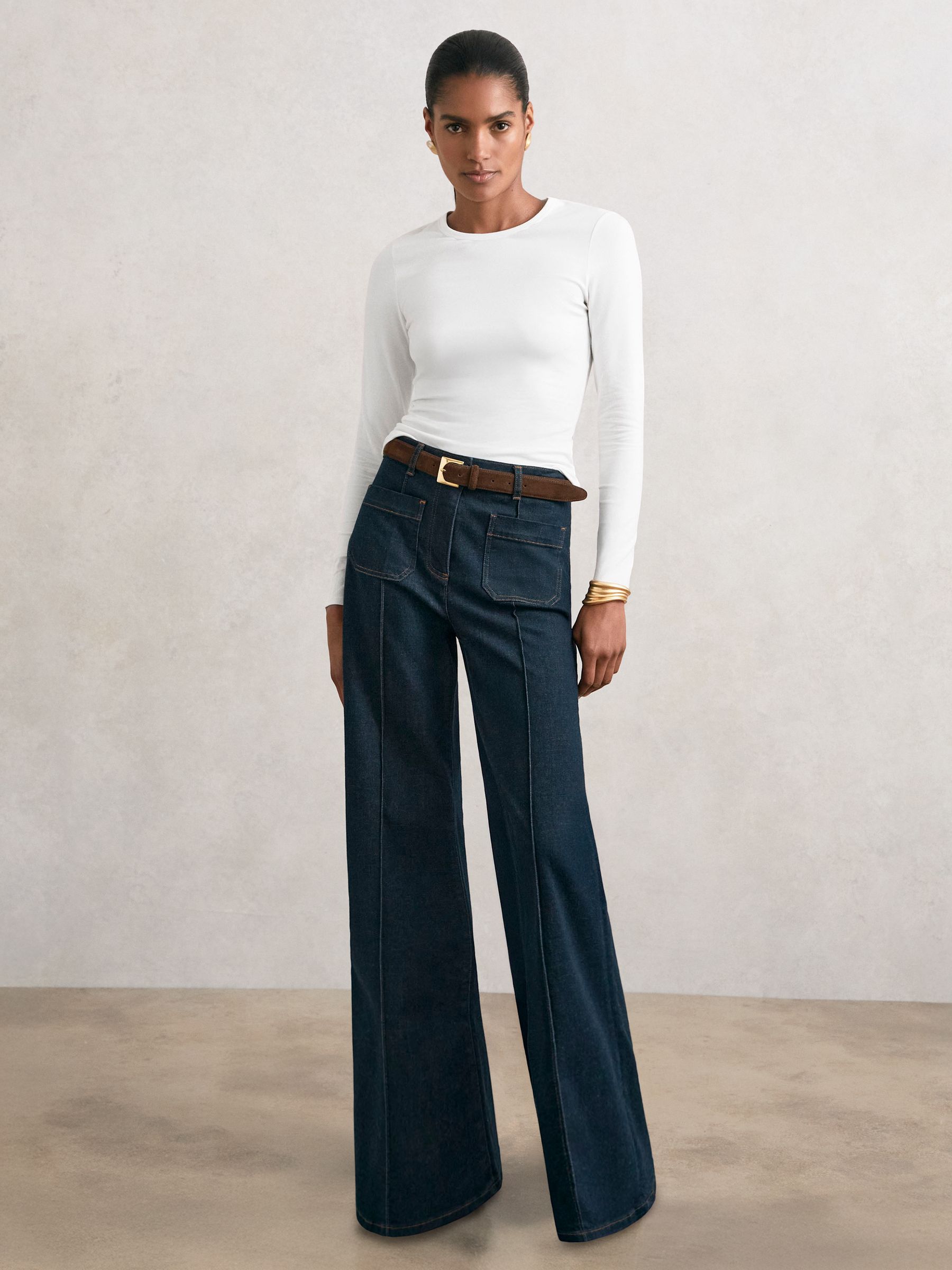 Cotton Crew-Neck Long-Sleeve T-Shirt With Stretch in White