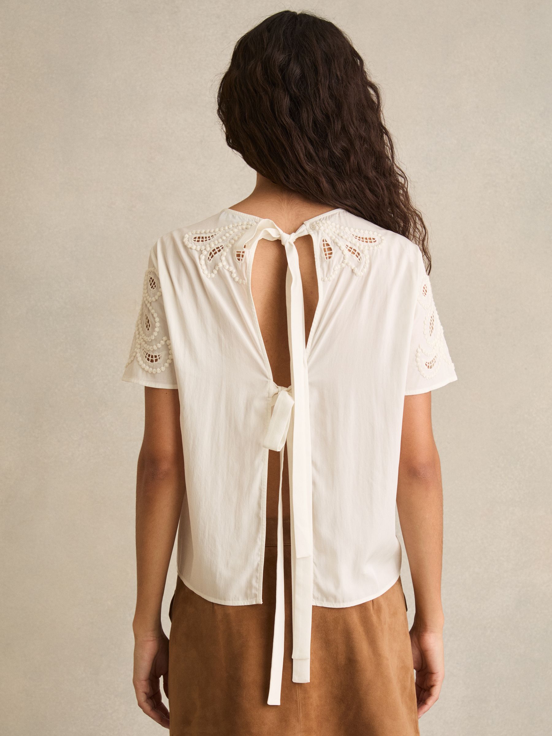 Floral Cut-Out Embroidery Top in Ivory