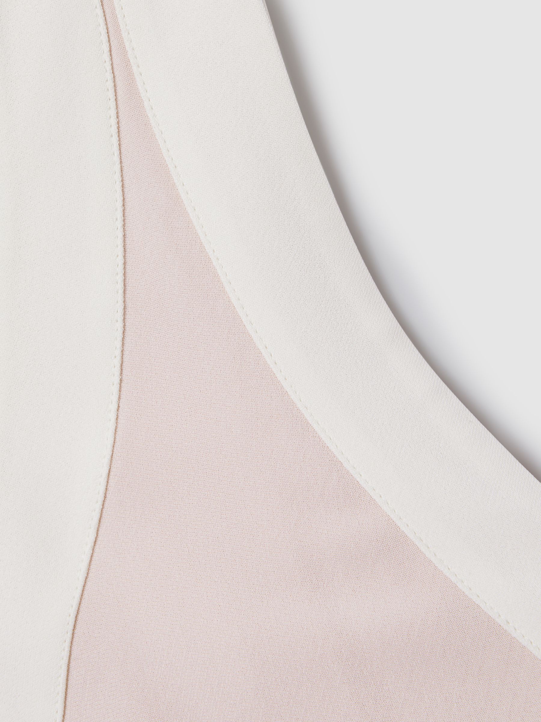 Contrast Trim Co-Ord Crop Top in Nude/Ivory