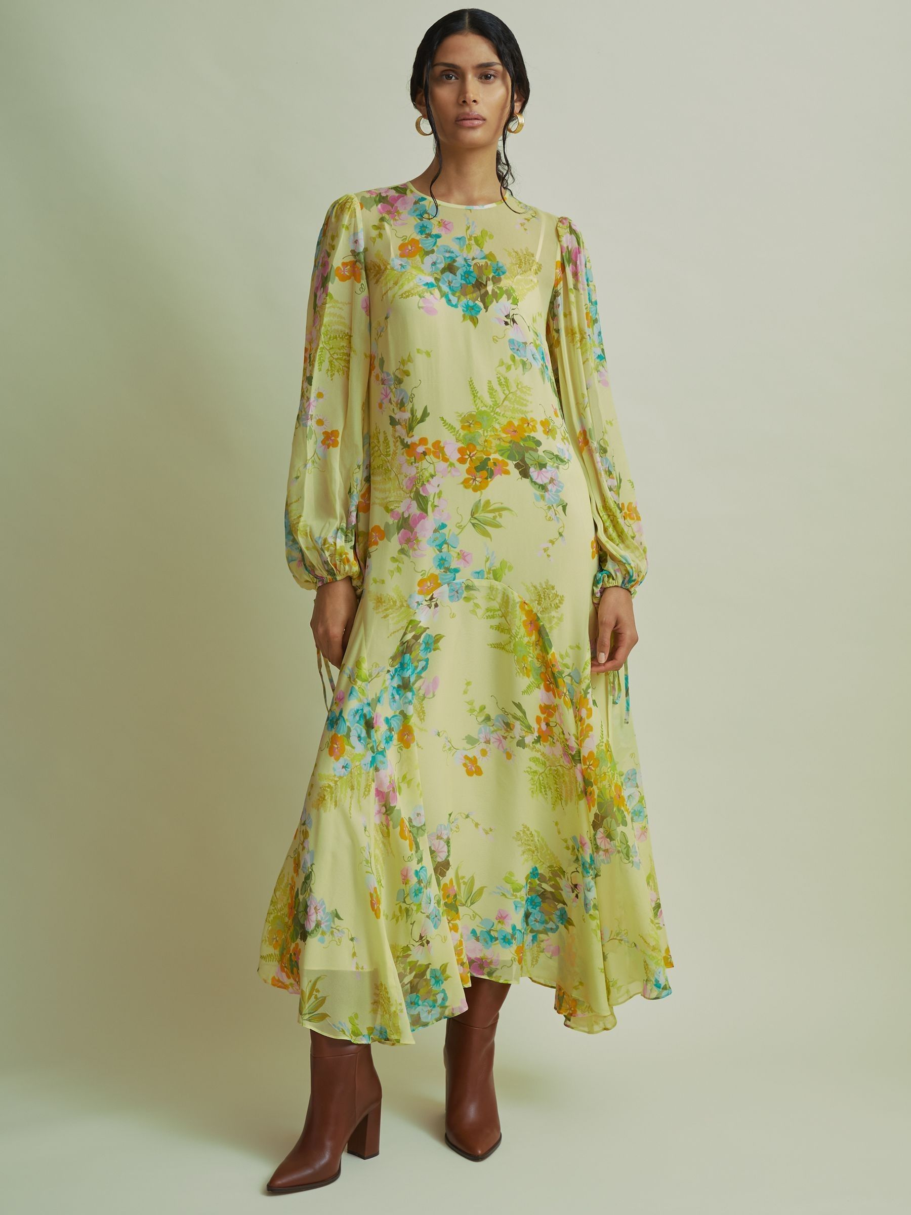 Florere Asymmetric Midi Dress in Pale Green