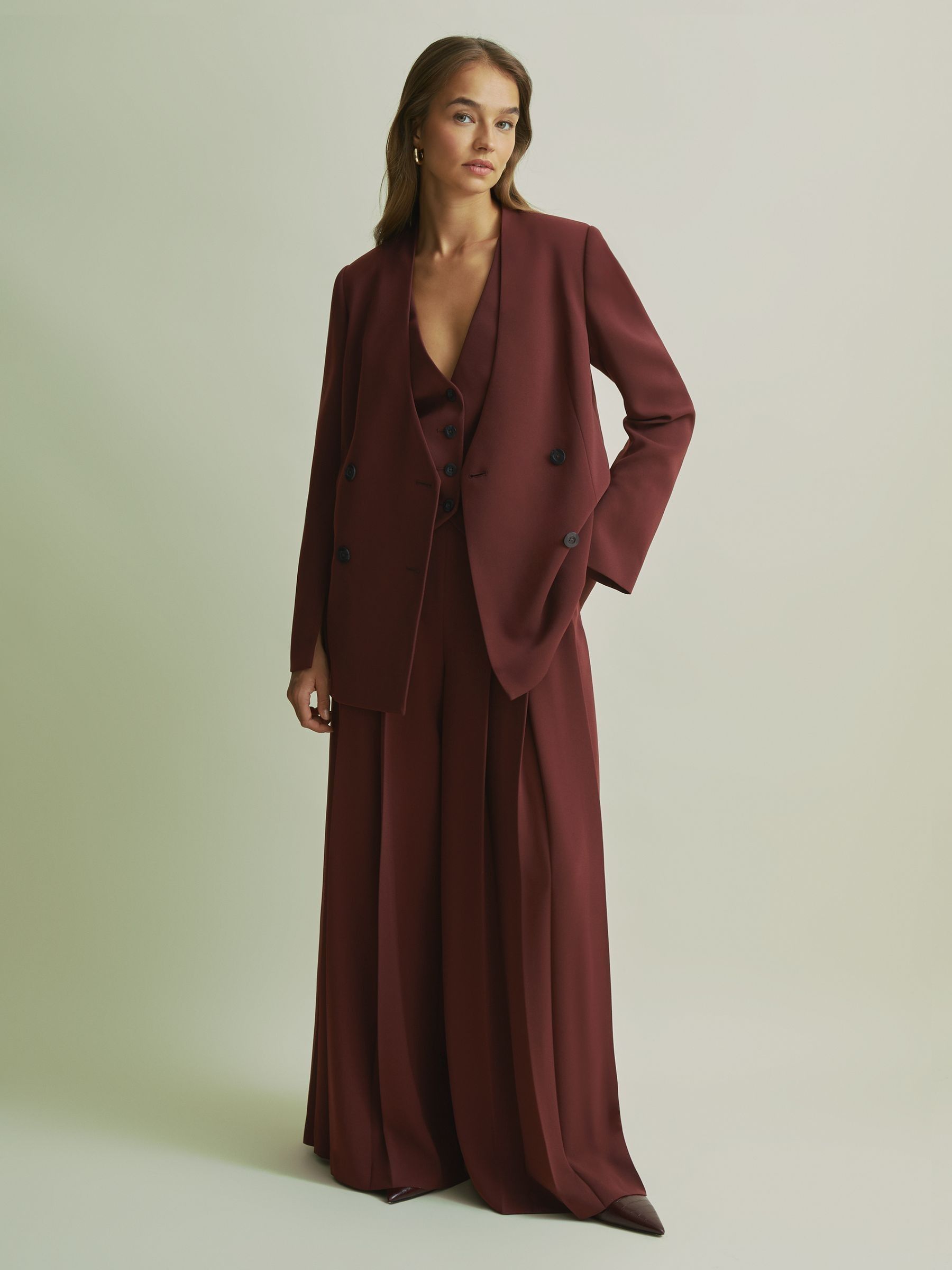 Florere Burgundy Collarless Double Breasted Blazer in Burgundy