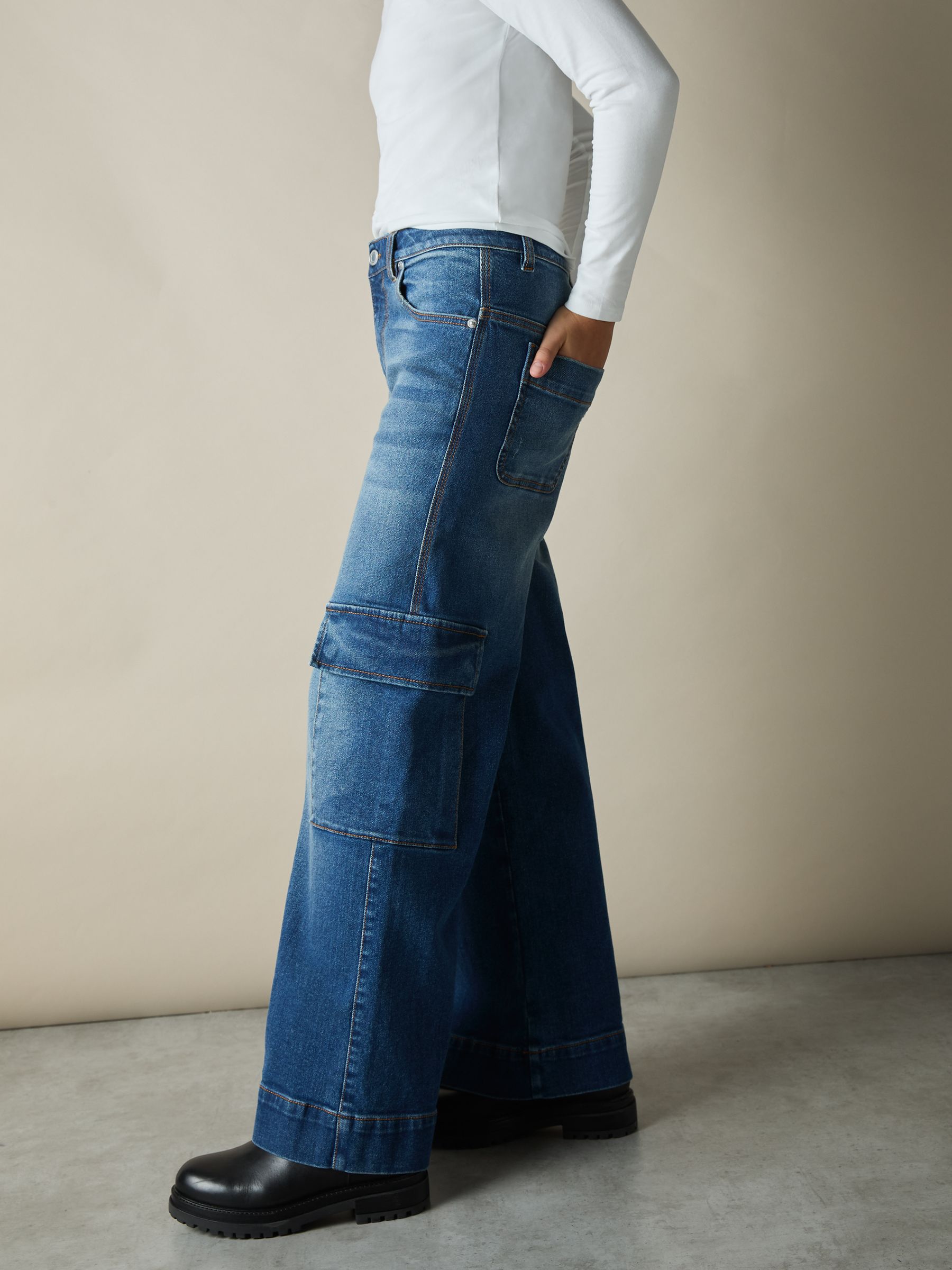 9-13 yrs Wide-Leg Cargo-Pocket Jeans in Blue