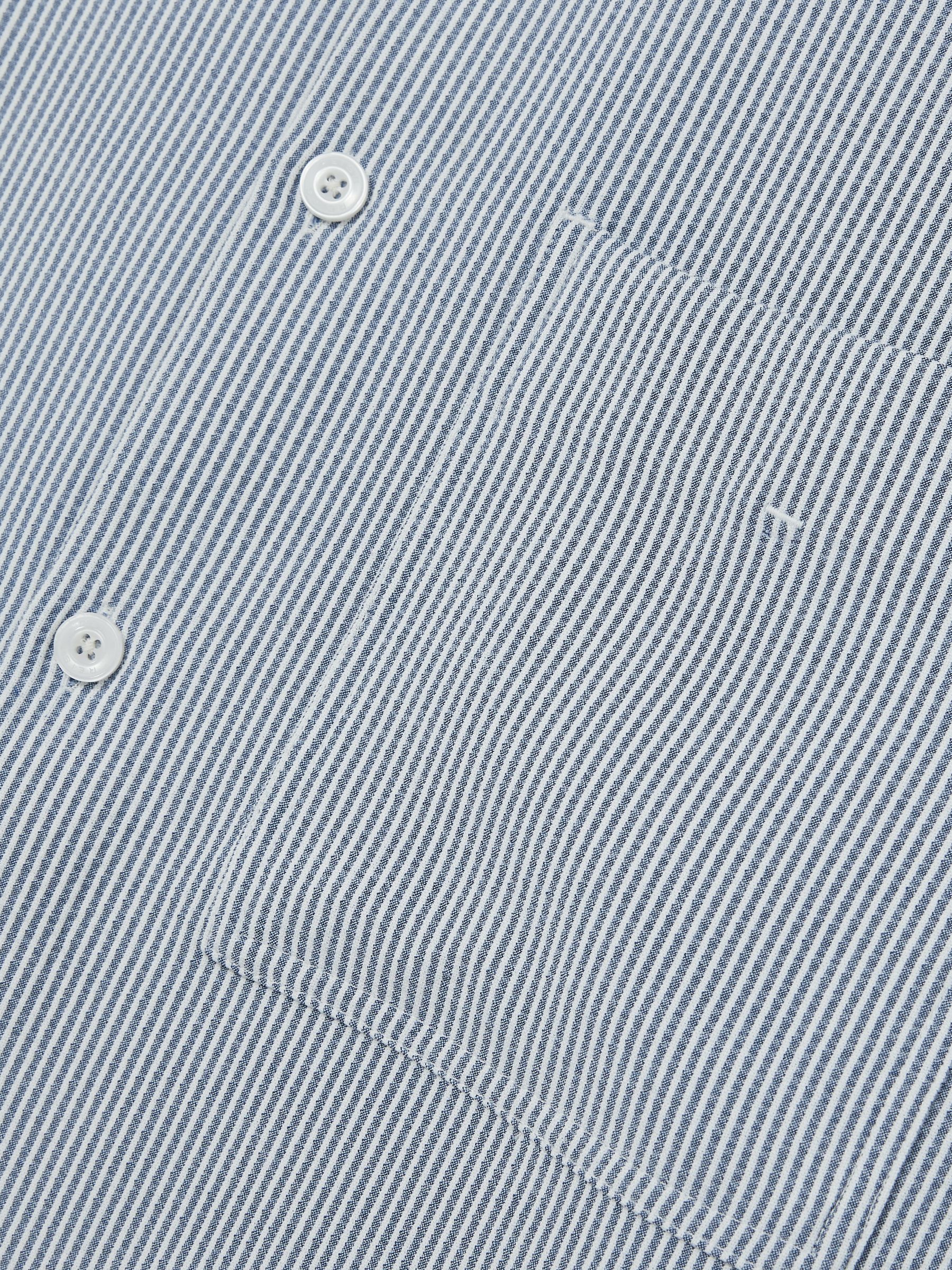 Seersucker Stripe Shirt in Soft Blue/White