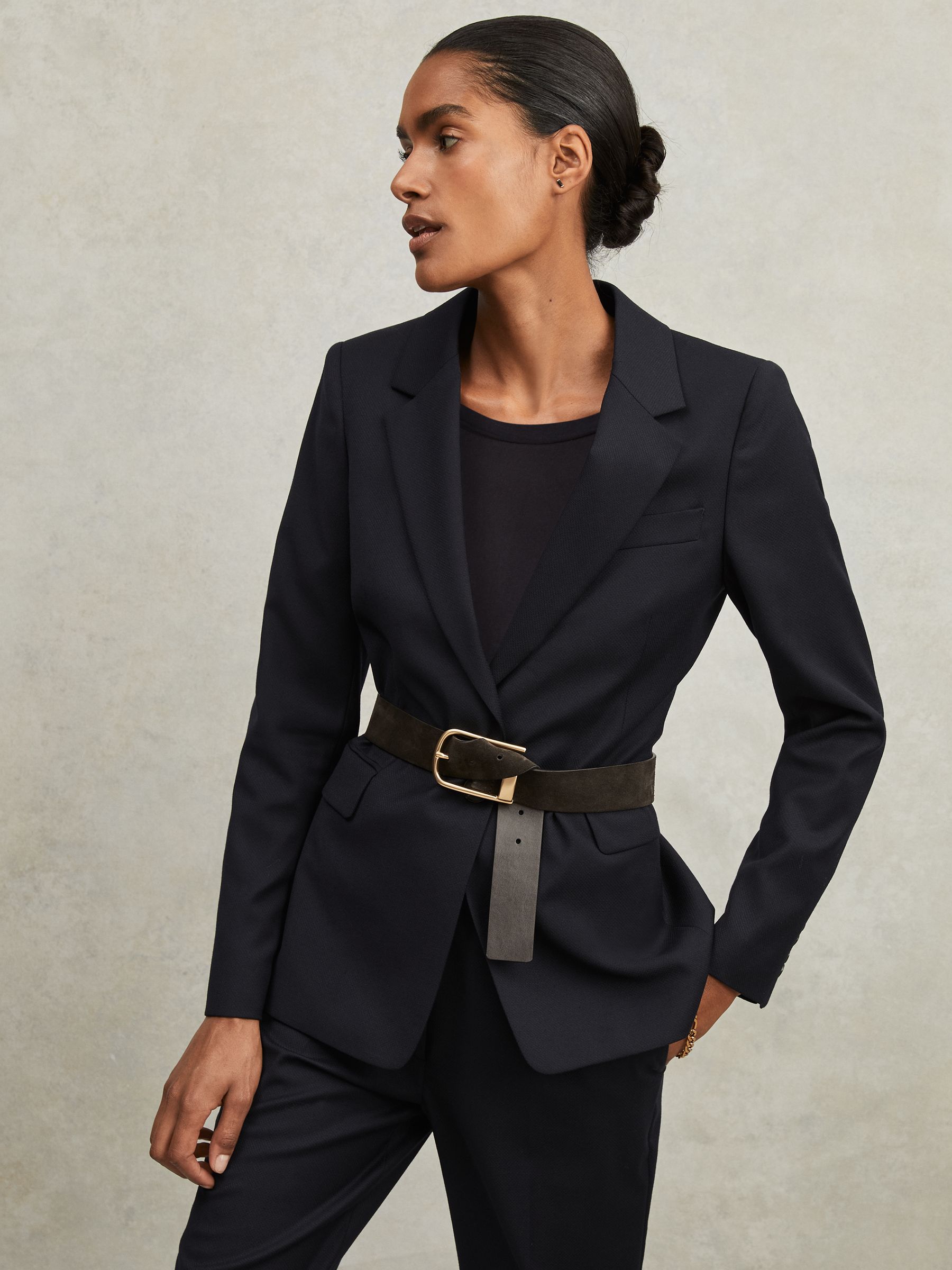 Single Breasted Suit Blazer in Navy