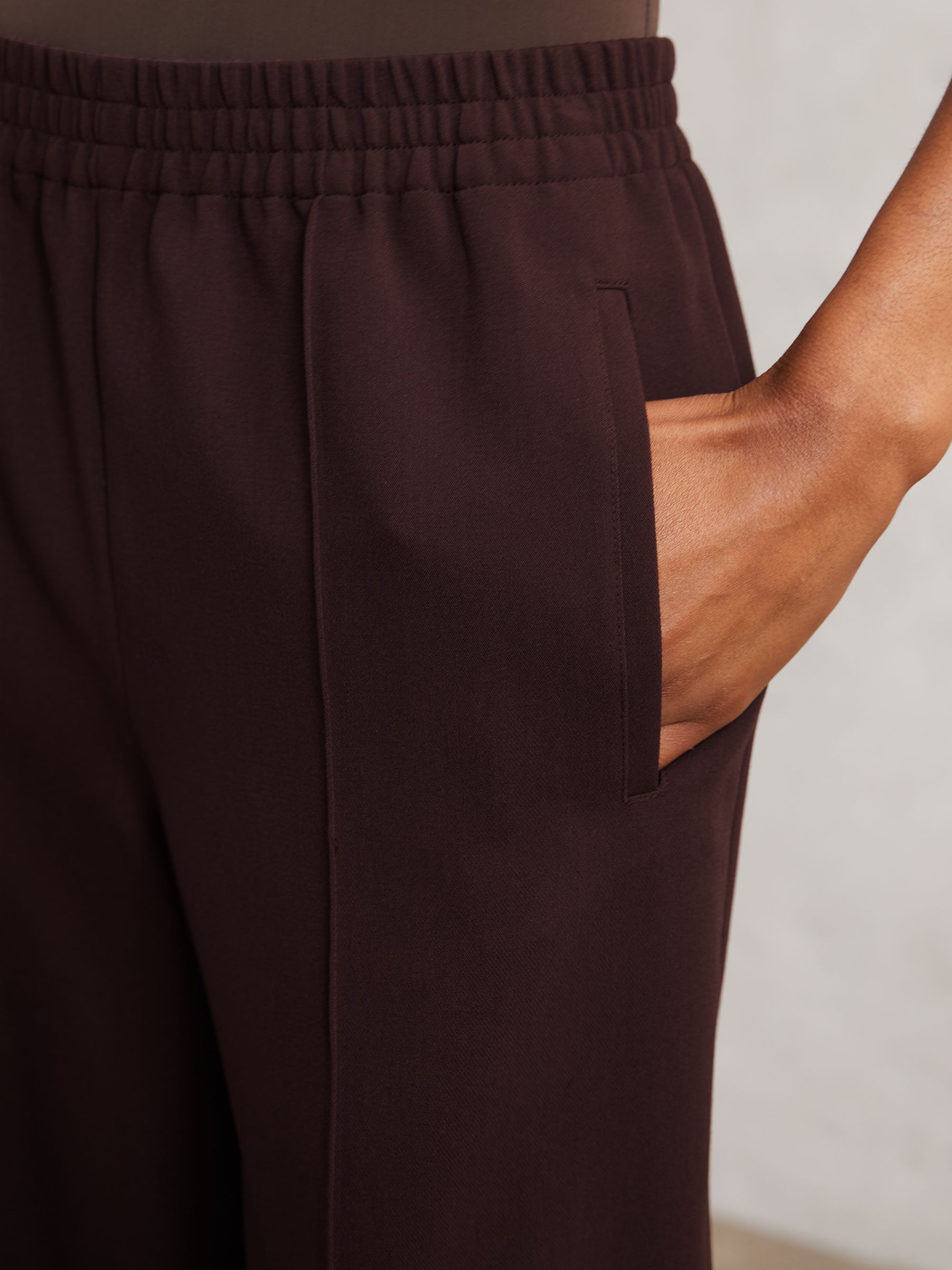 Wide Leg Elasticated Waist Trousers in Burgundy